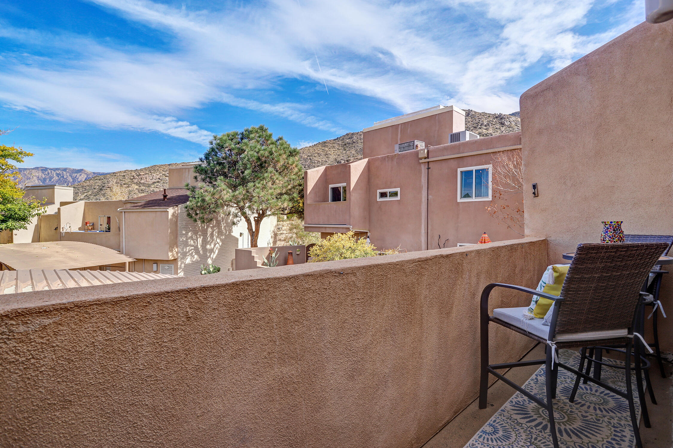 Photo 15 — 13246 Candelaria Road NE