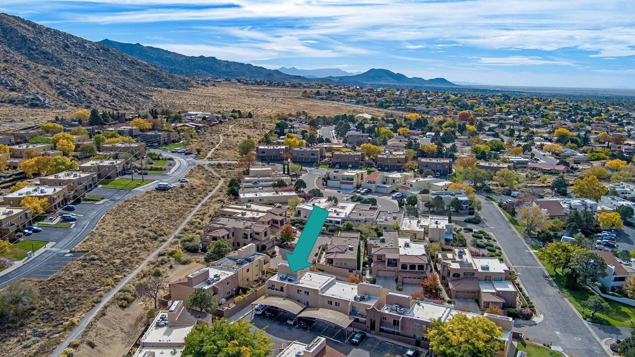 Photo 3 — 13246 Candelaria Road NE