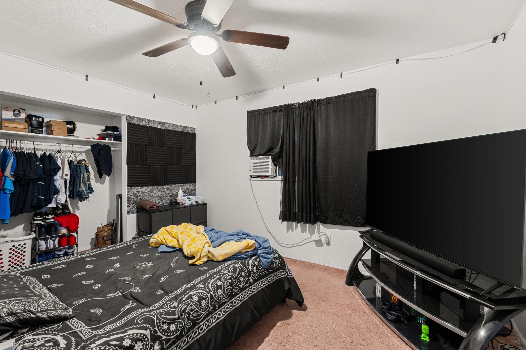 Photo 13 — 718 Liles Street