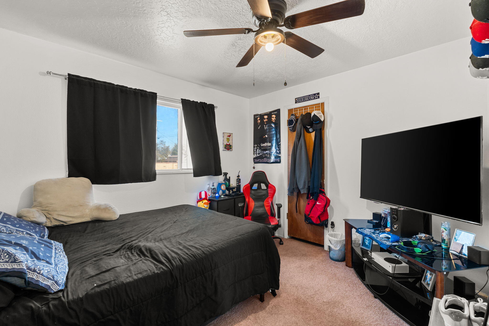 Photo 15 — 718 Liles Street