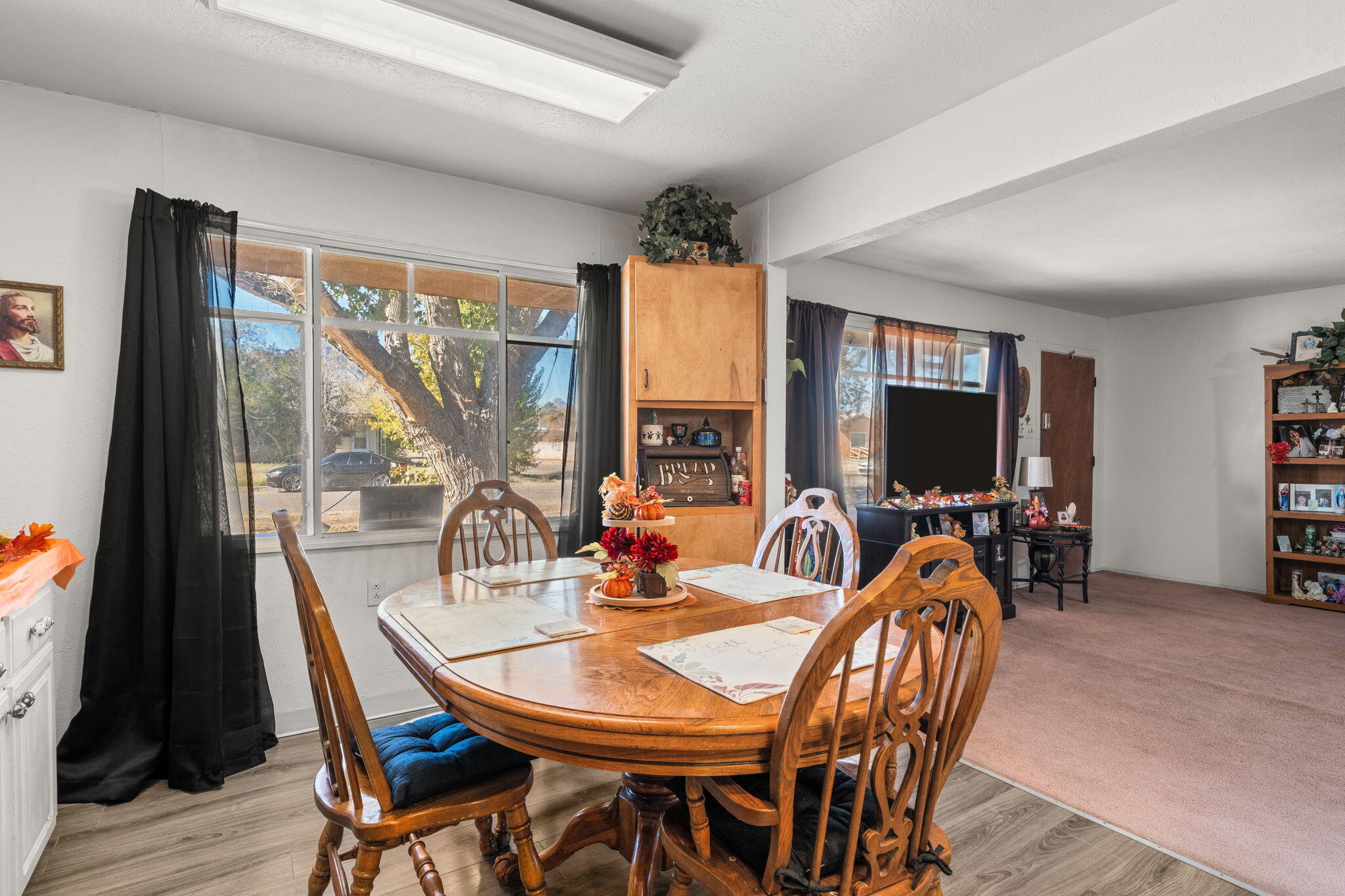 Photo 4 — 718 Liles Street