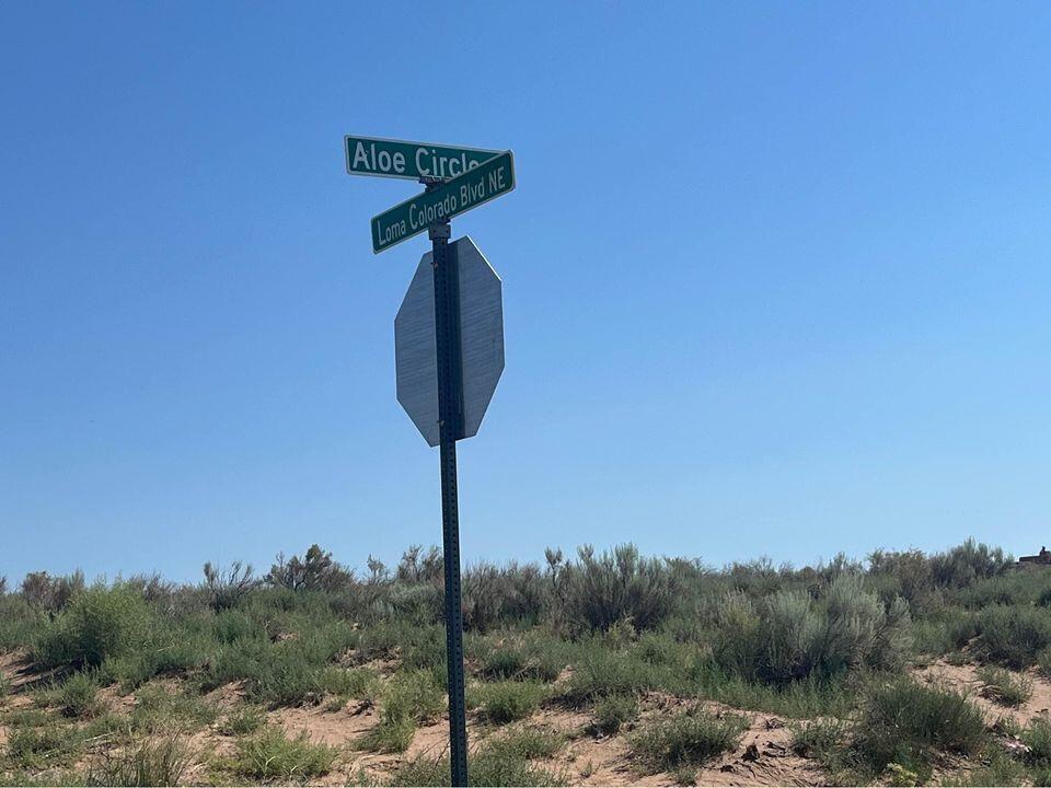 Photo 9 — 4076 Aloe Circle NE