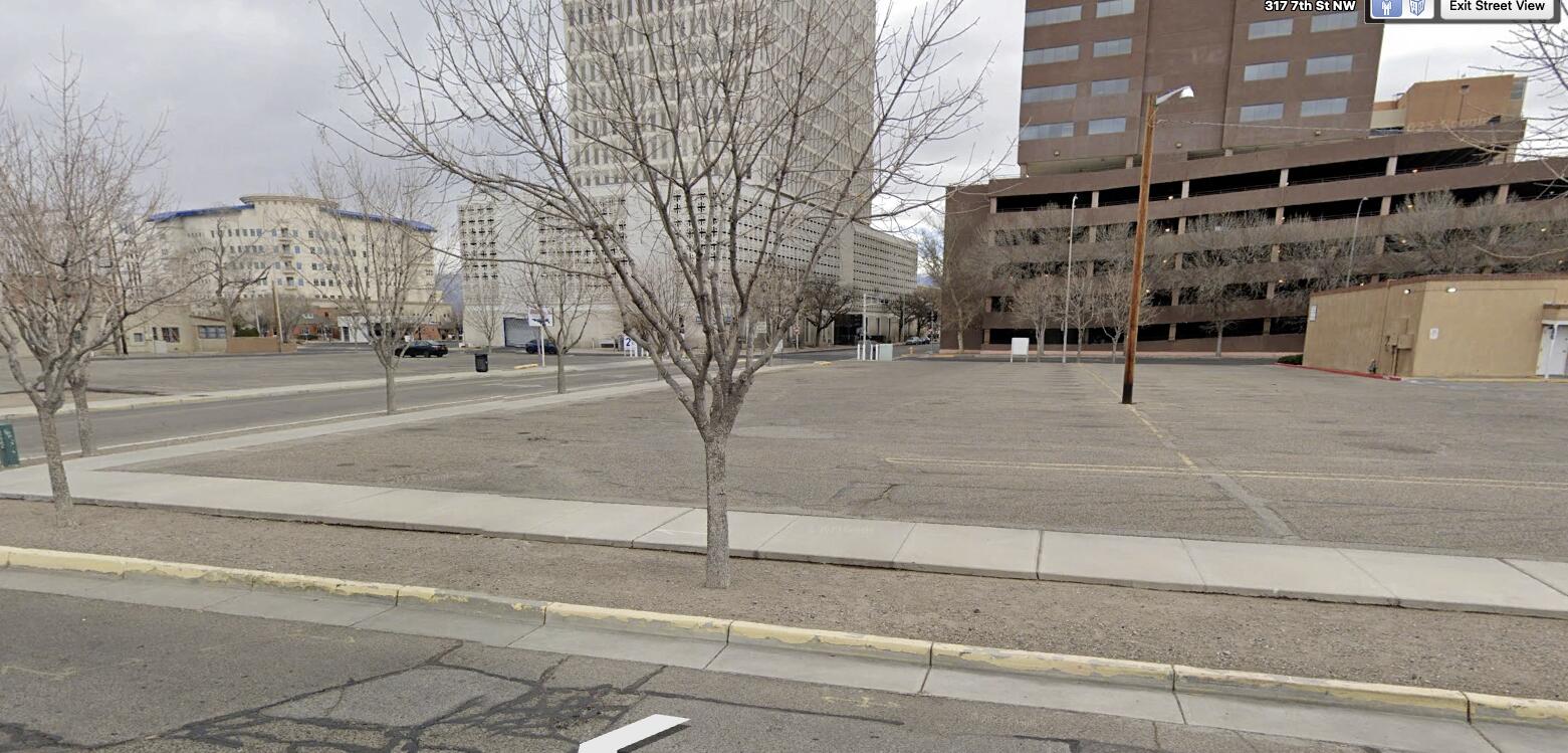 Photo 18 — 600 Marquette Avenue NW