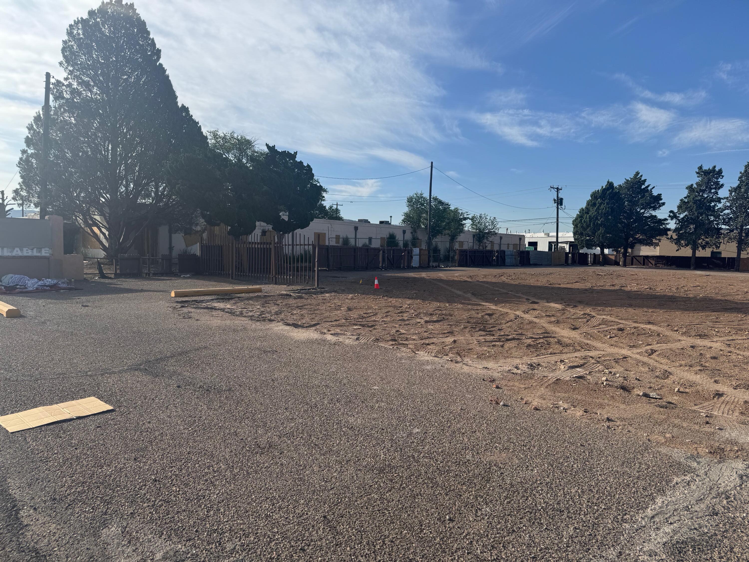 Photo 15 — 9612 Central Avenue SE