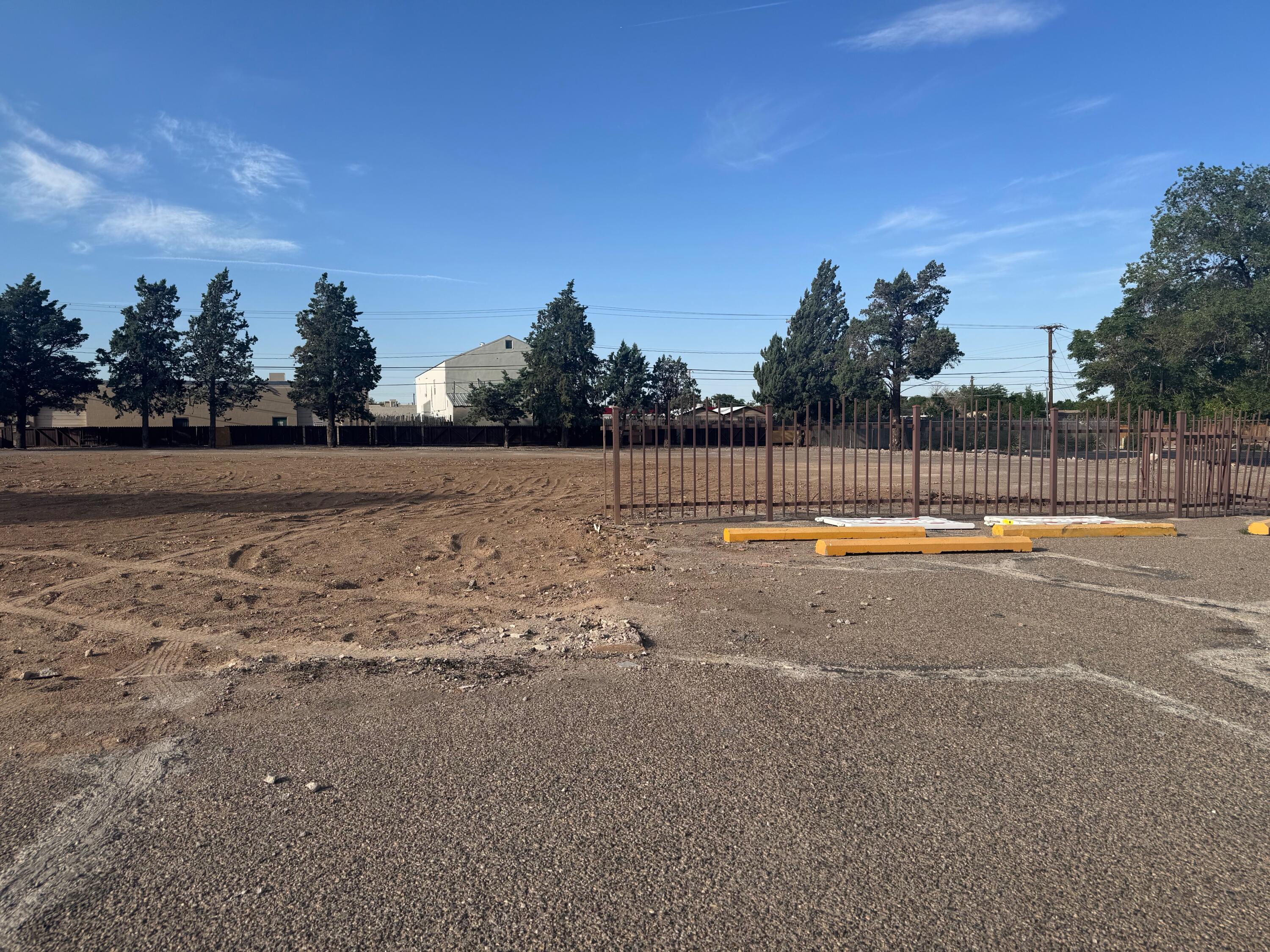 Photo 13 — 9612 Central Avenue SE