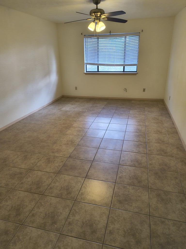 Photo 19 — 630 Gianera Avenue