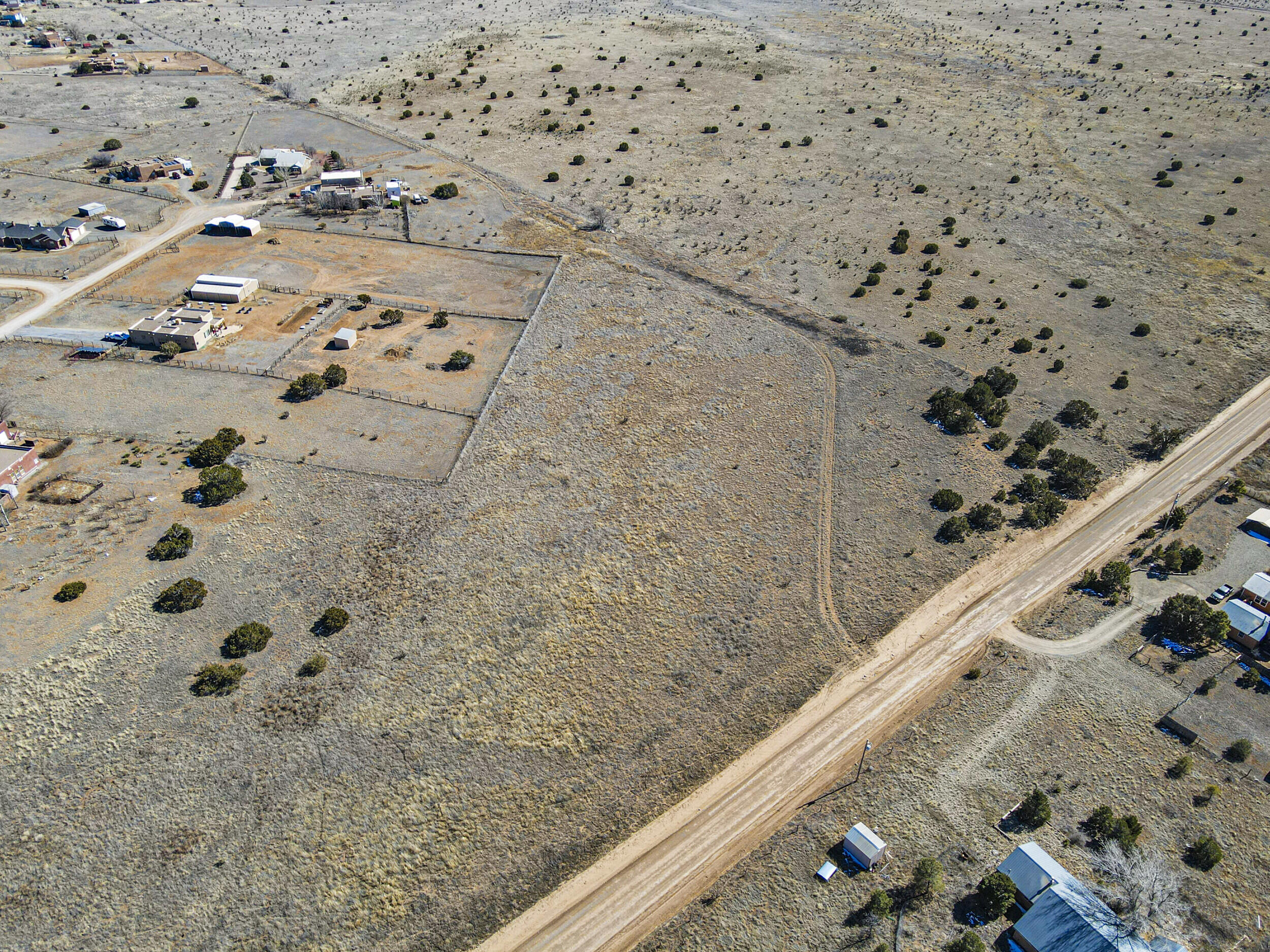 Photo 5 — 180 Horton Road