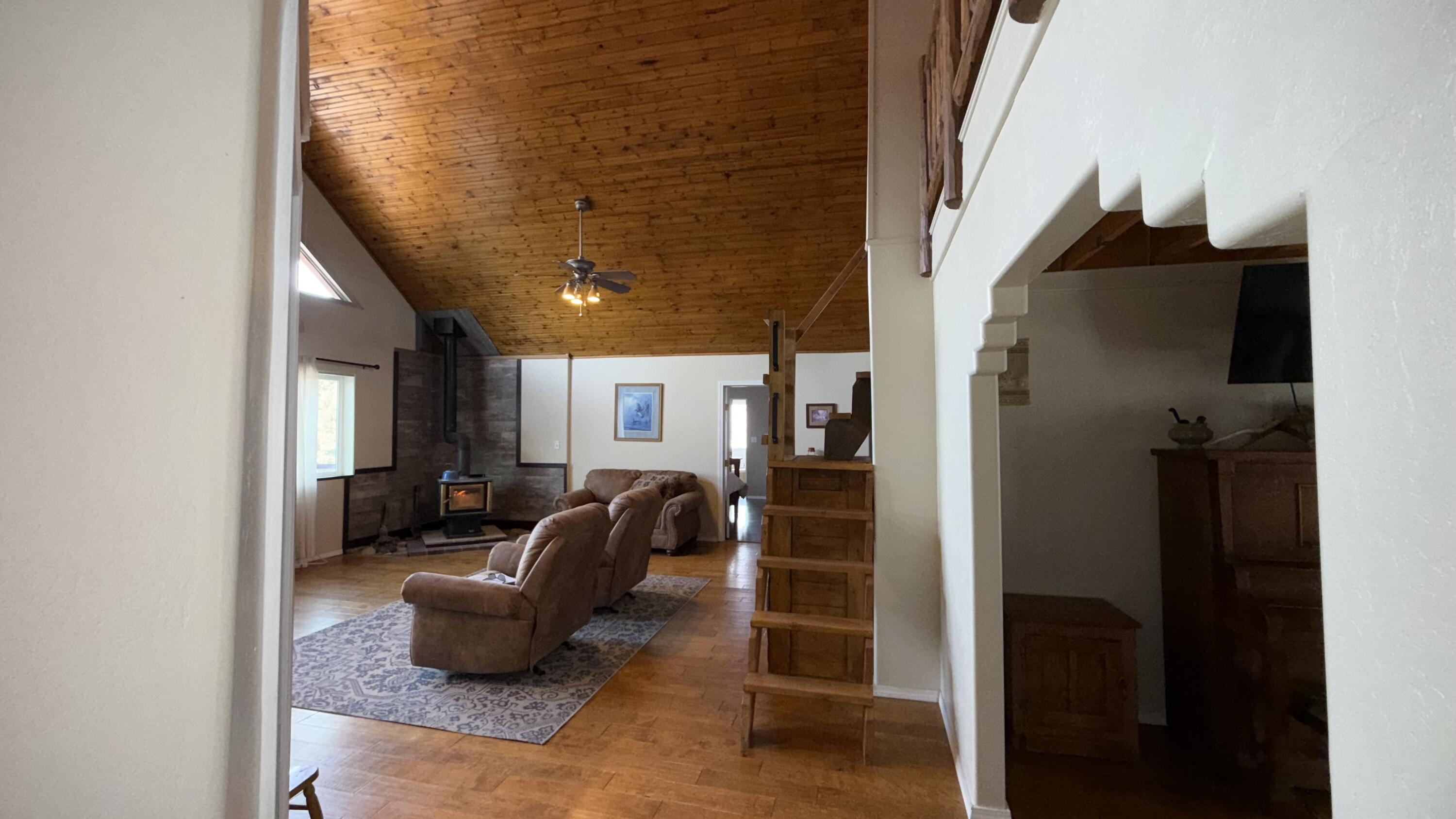 Photo 15 — 47 Pinewood Circle