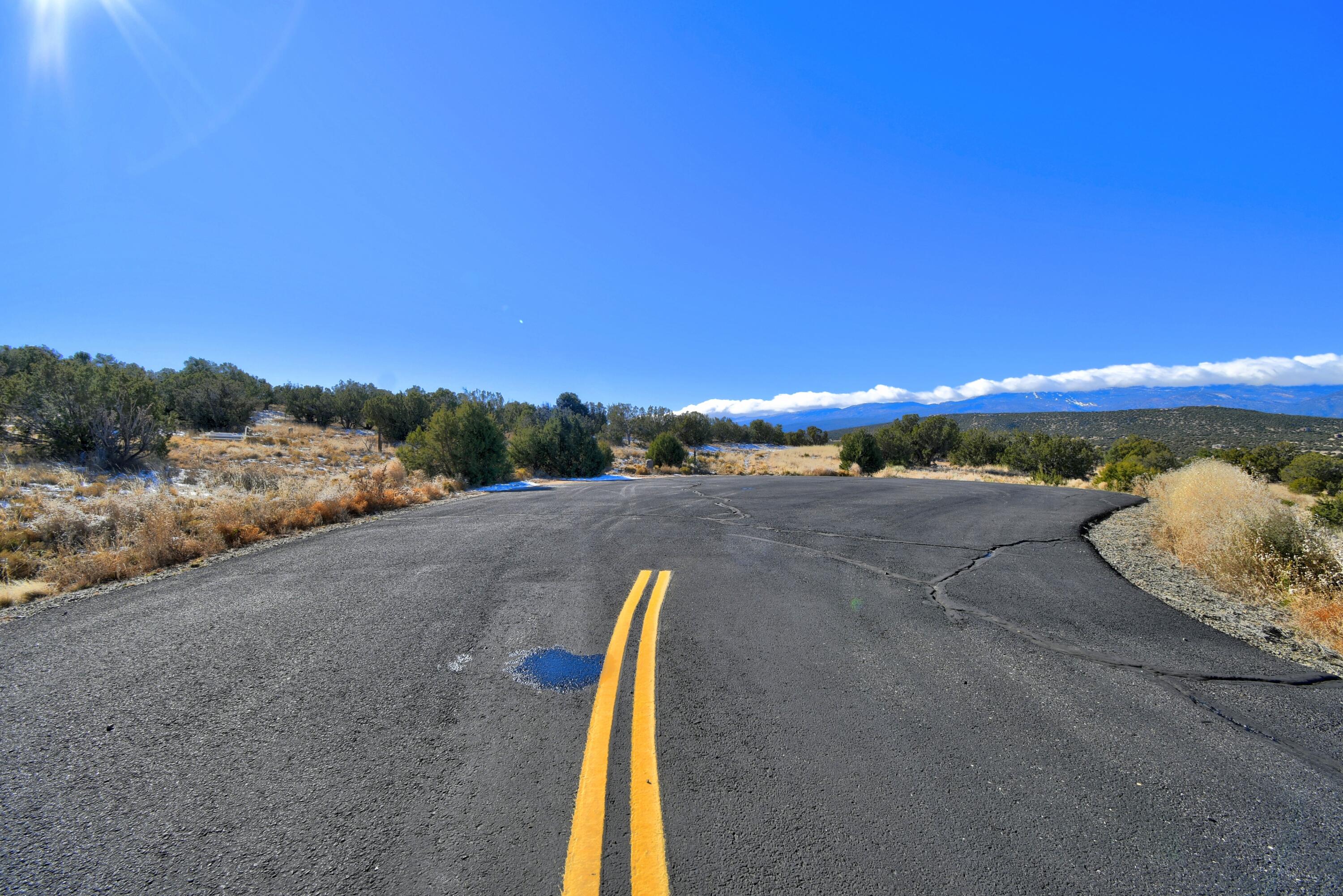 Photo 2 — 57 Cottonwood Trail
