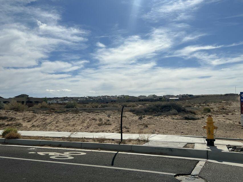 Photo 6 — 1504 Wellspring Avenue SE
