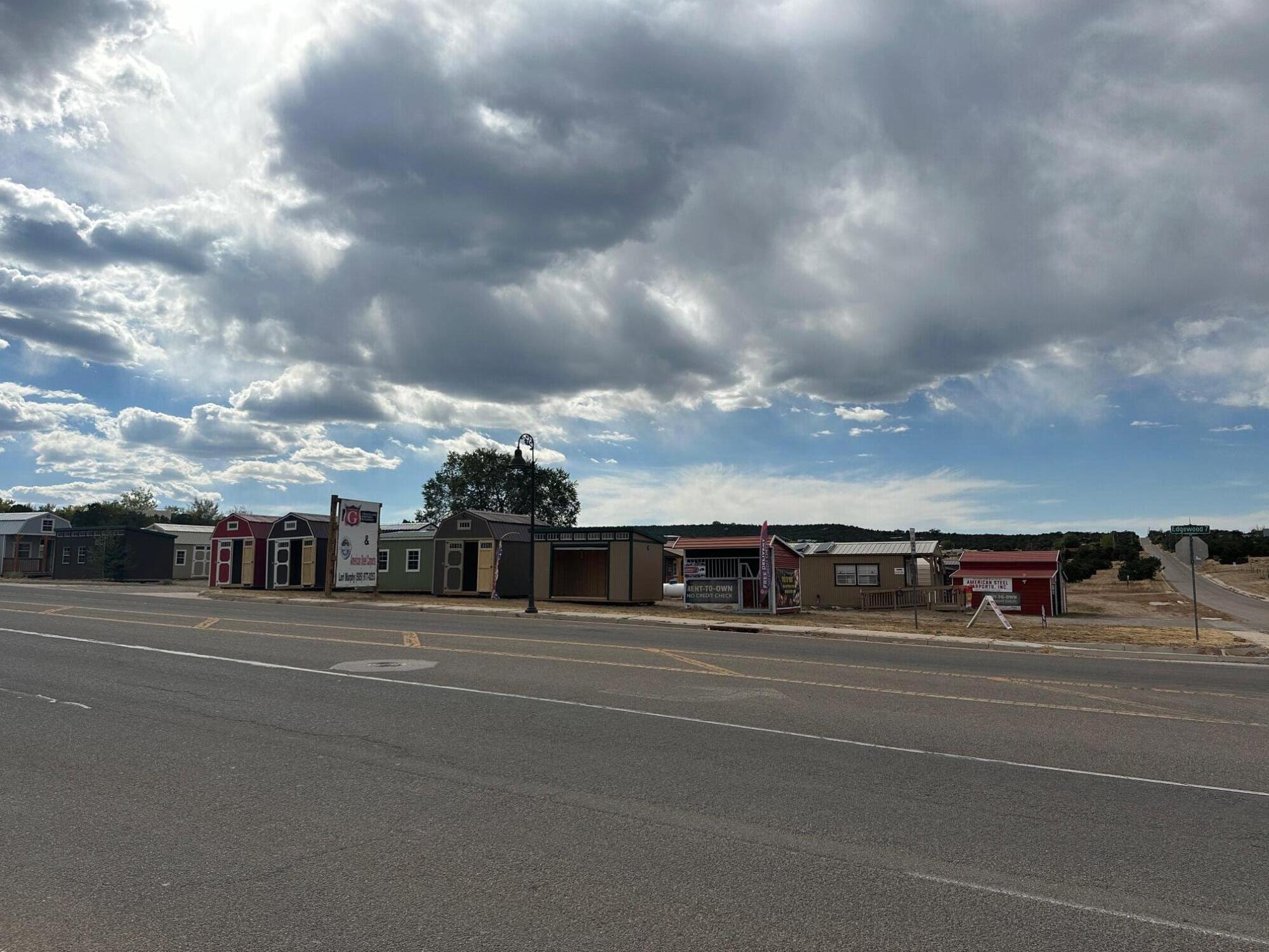 Photo 7 — 12 Edgewood 7 Road