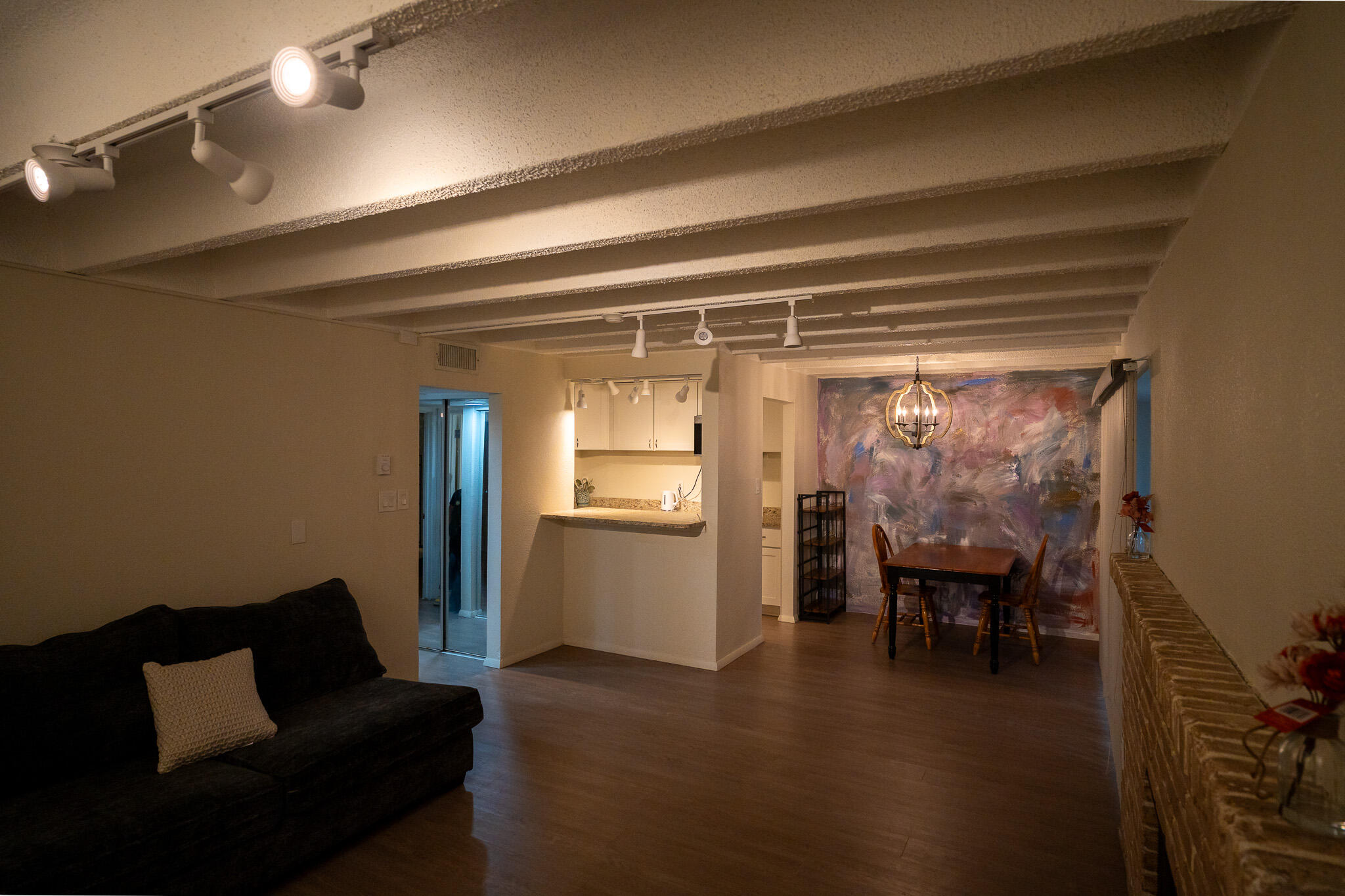 Photo 7 — 1100 Alvarado Drive SE APT 108