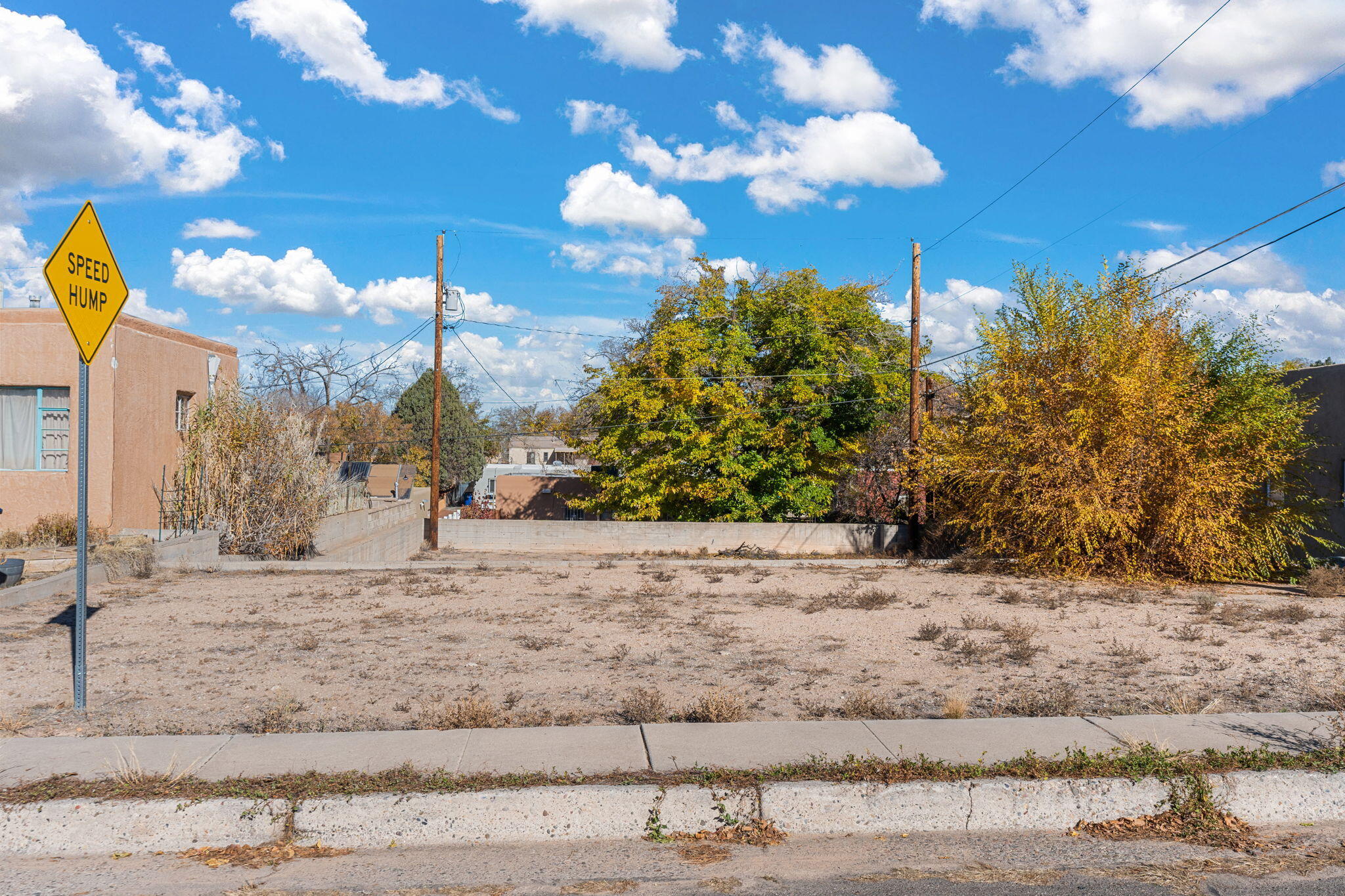Photo 3 — 2935 San Rafael Avenue SE