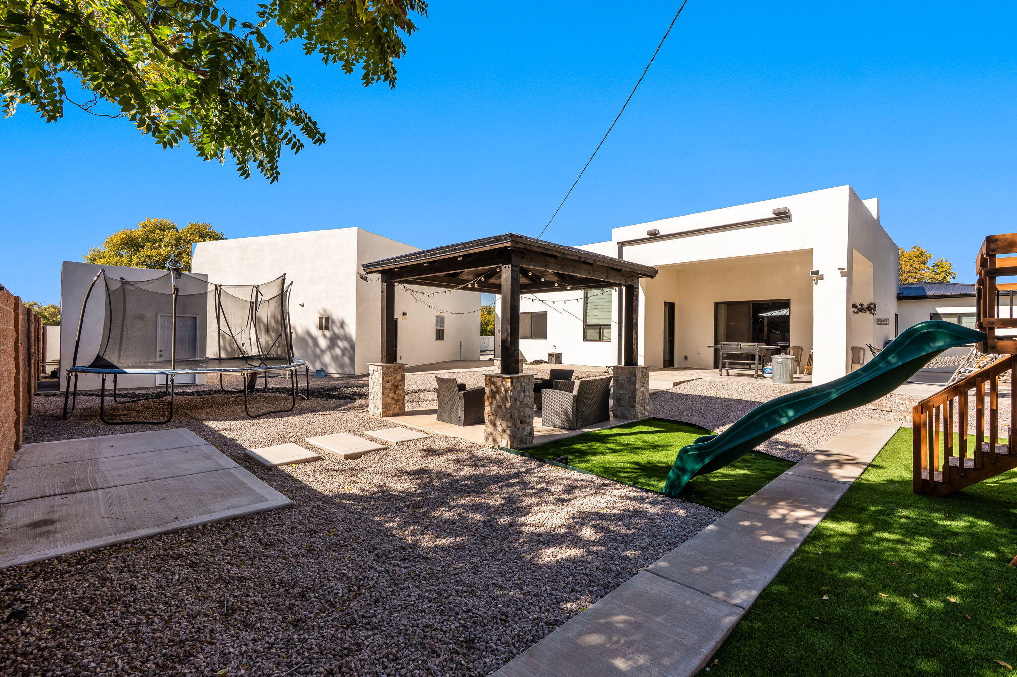 Photo 13 — 328 Camino Siete Road SW