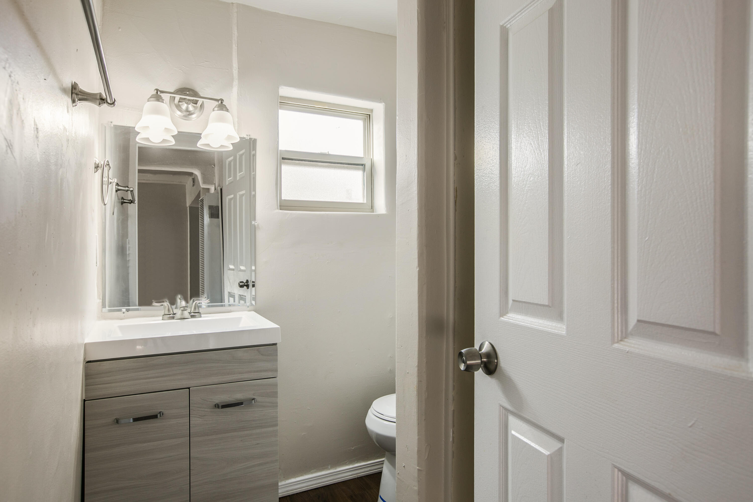 Photo 16 — 426 Towner Avenue NW