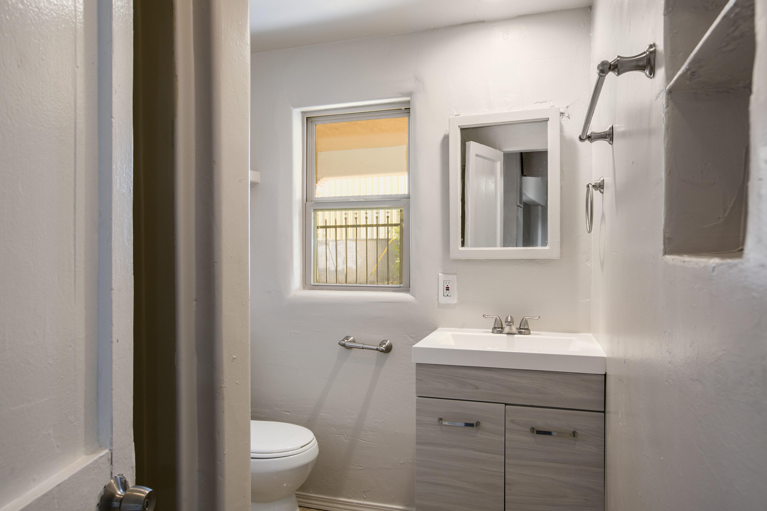 Photo 20 — 426 Towner Avenue NW