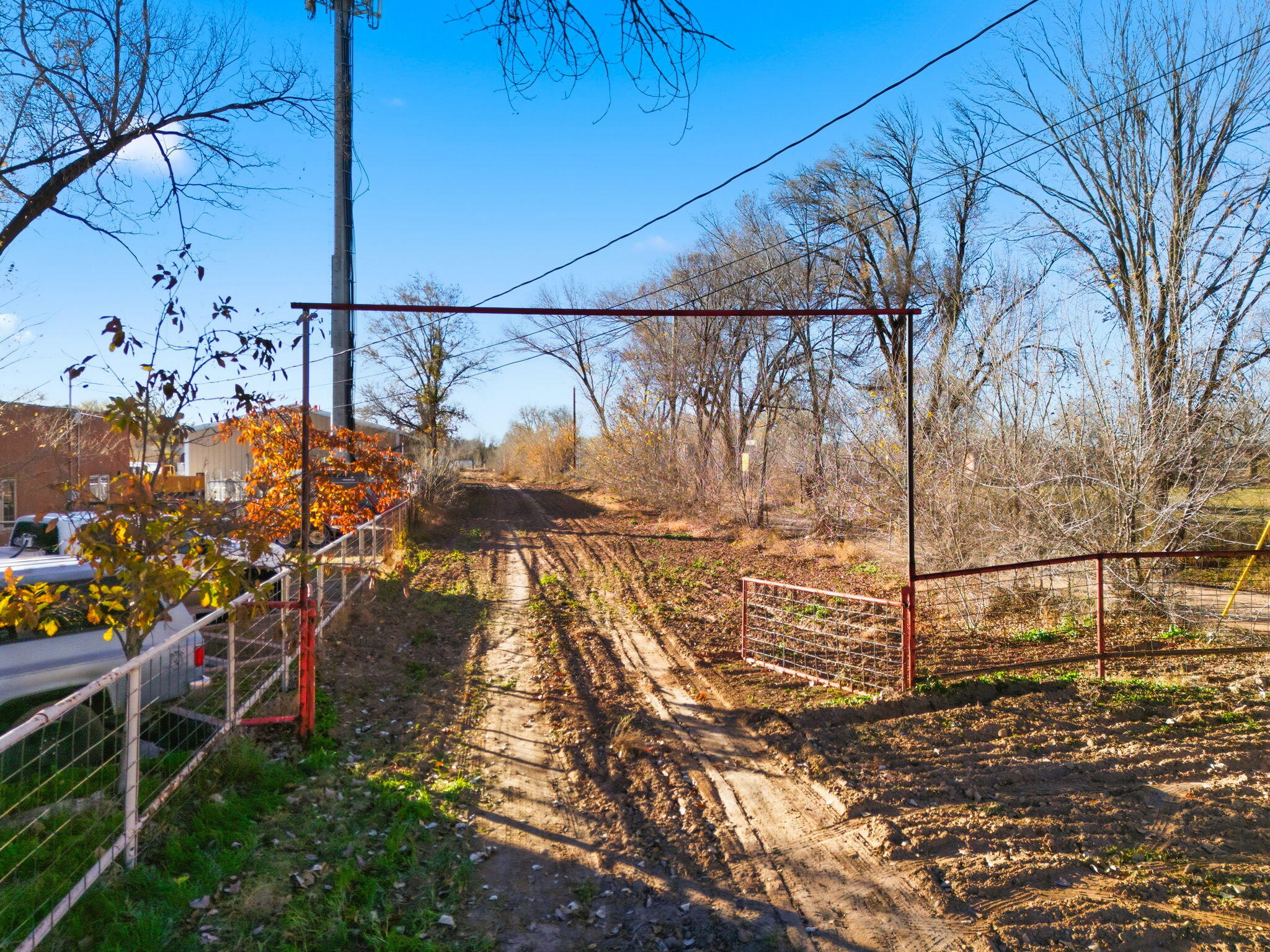 Photo 6 —  Bosque Farms Blvd/Tract: B1