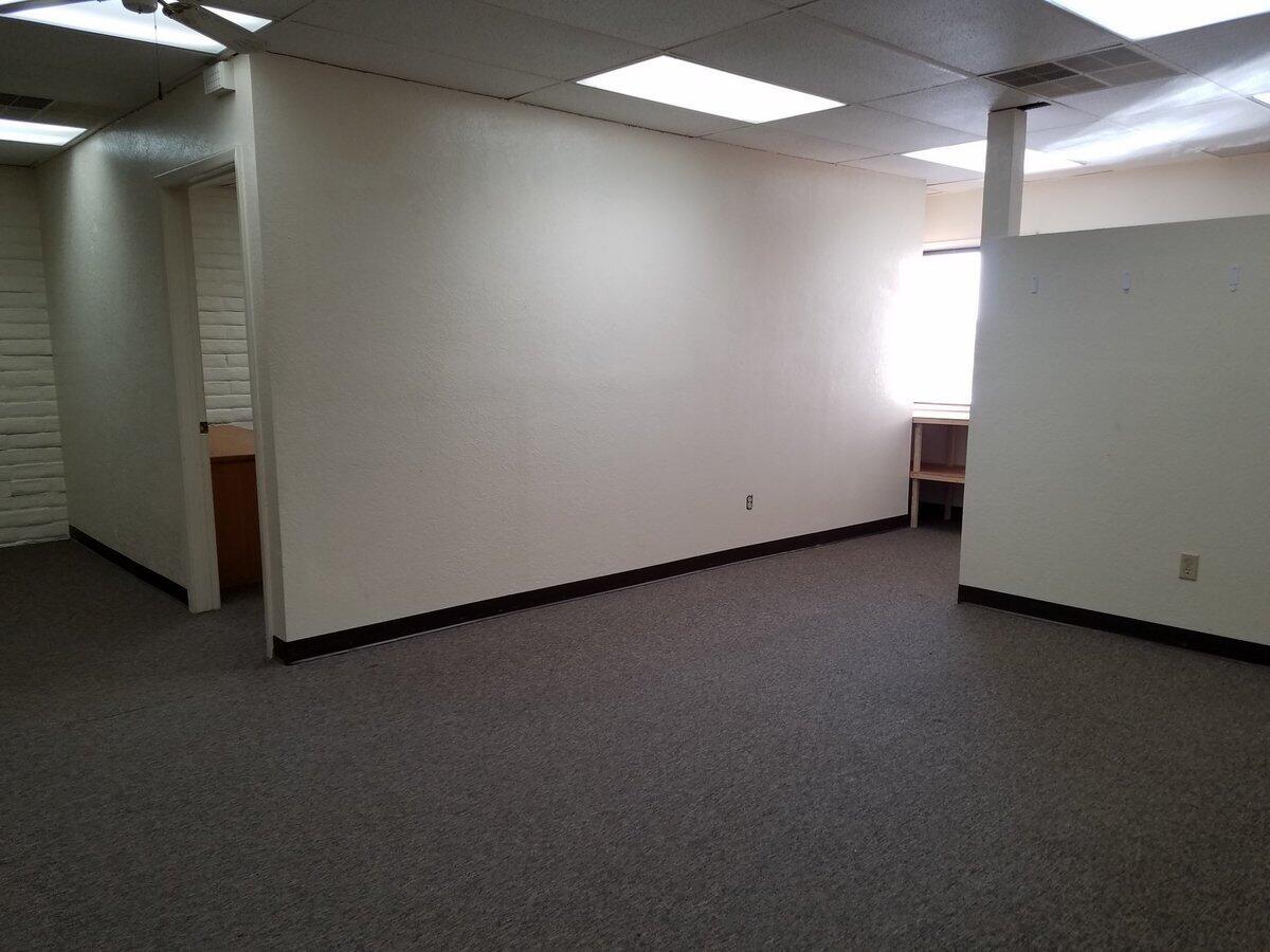 Photo 17 — 1101 Cardenas Drive NE 206