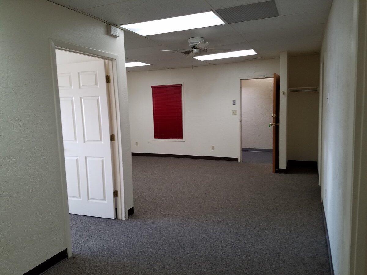 Photo 13 — 1101 Cardenas Drive NE 206