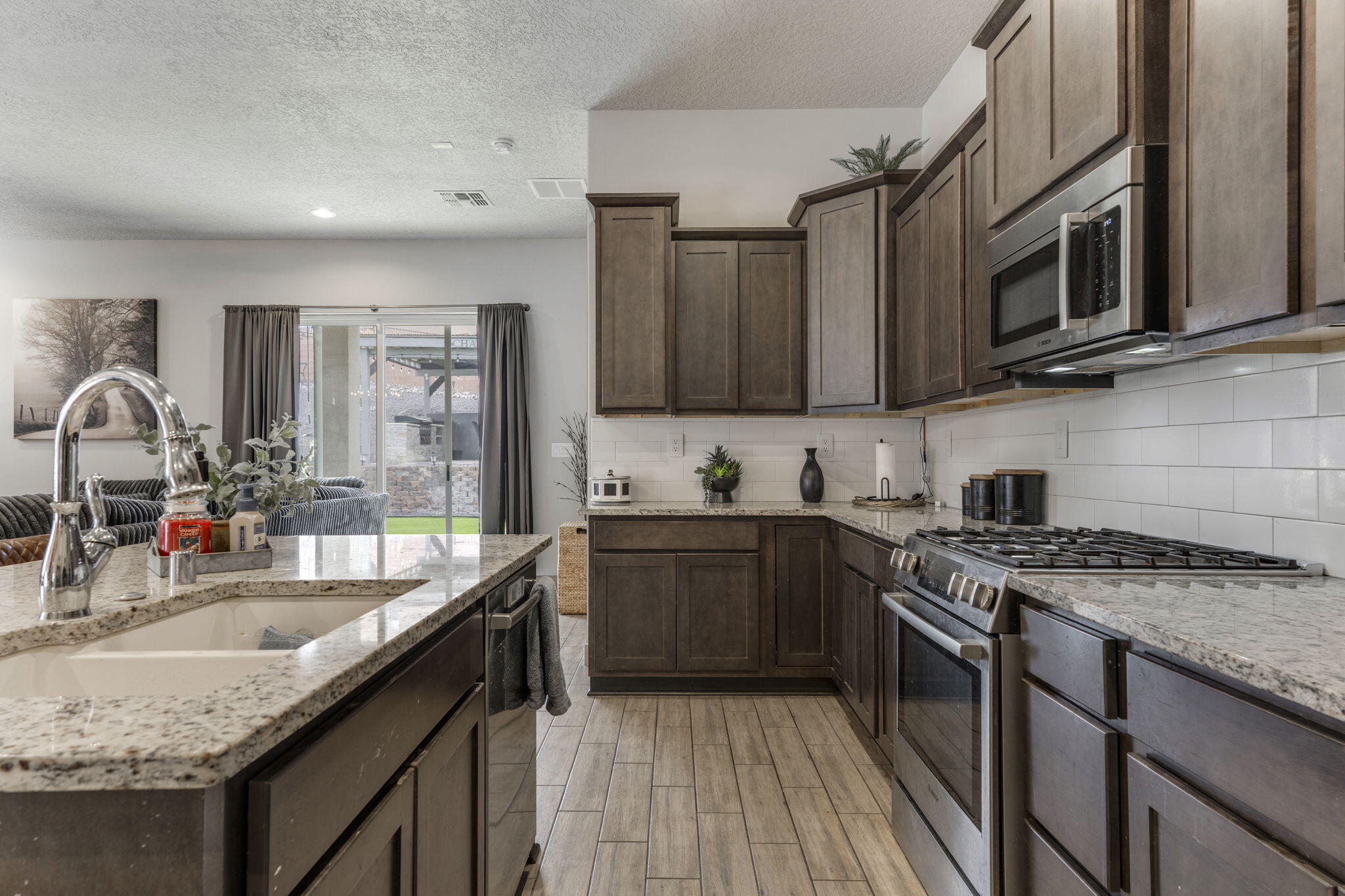 Photo 4 — 1694 Tesoro Loop NW