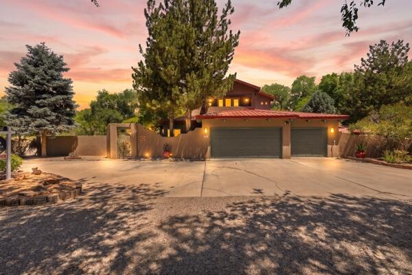 7431 Rio Grande Boulevard NW