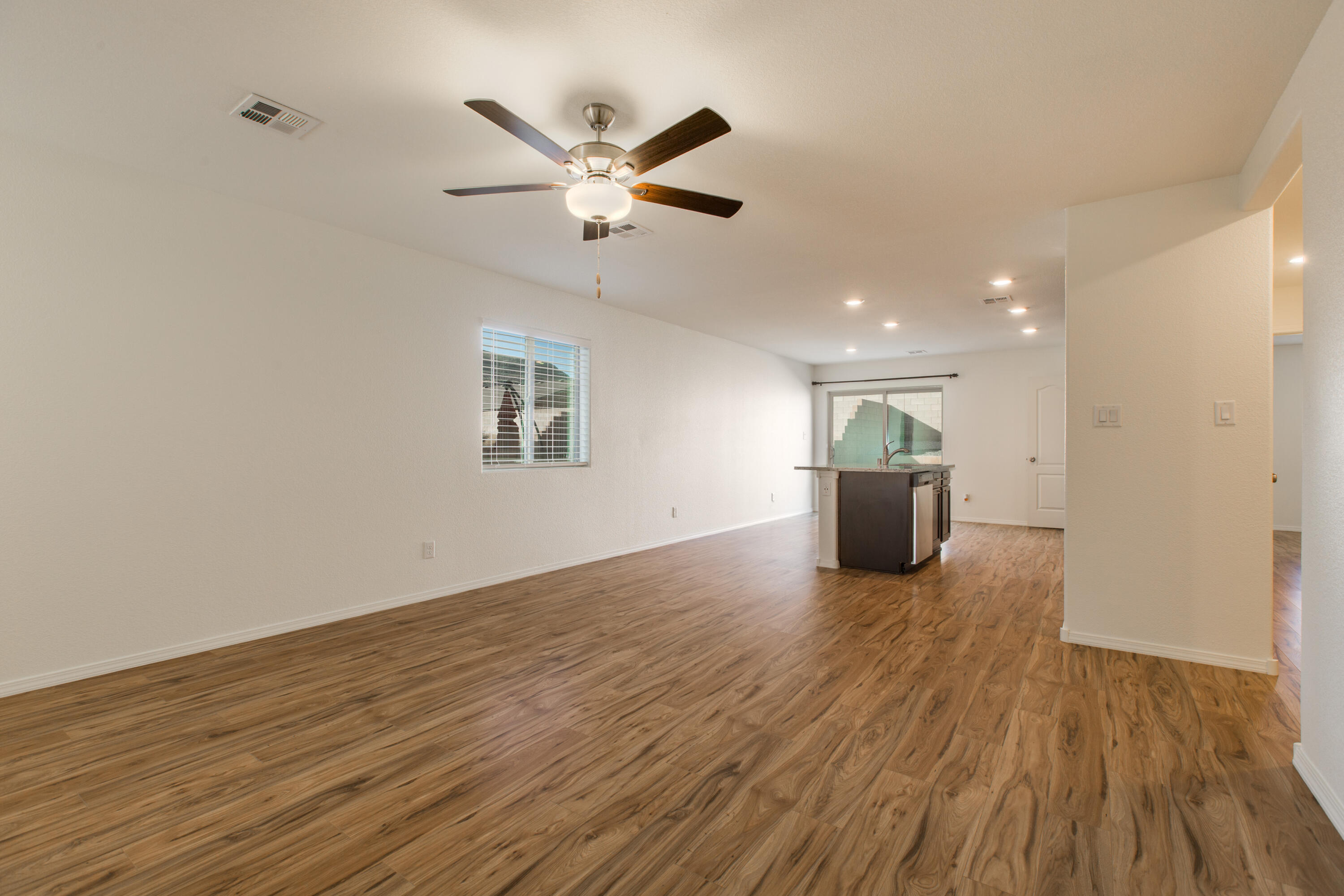 Photo 2 — 456 Chafey Drive SW