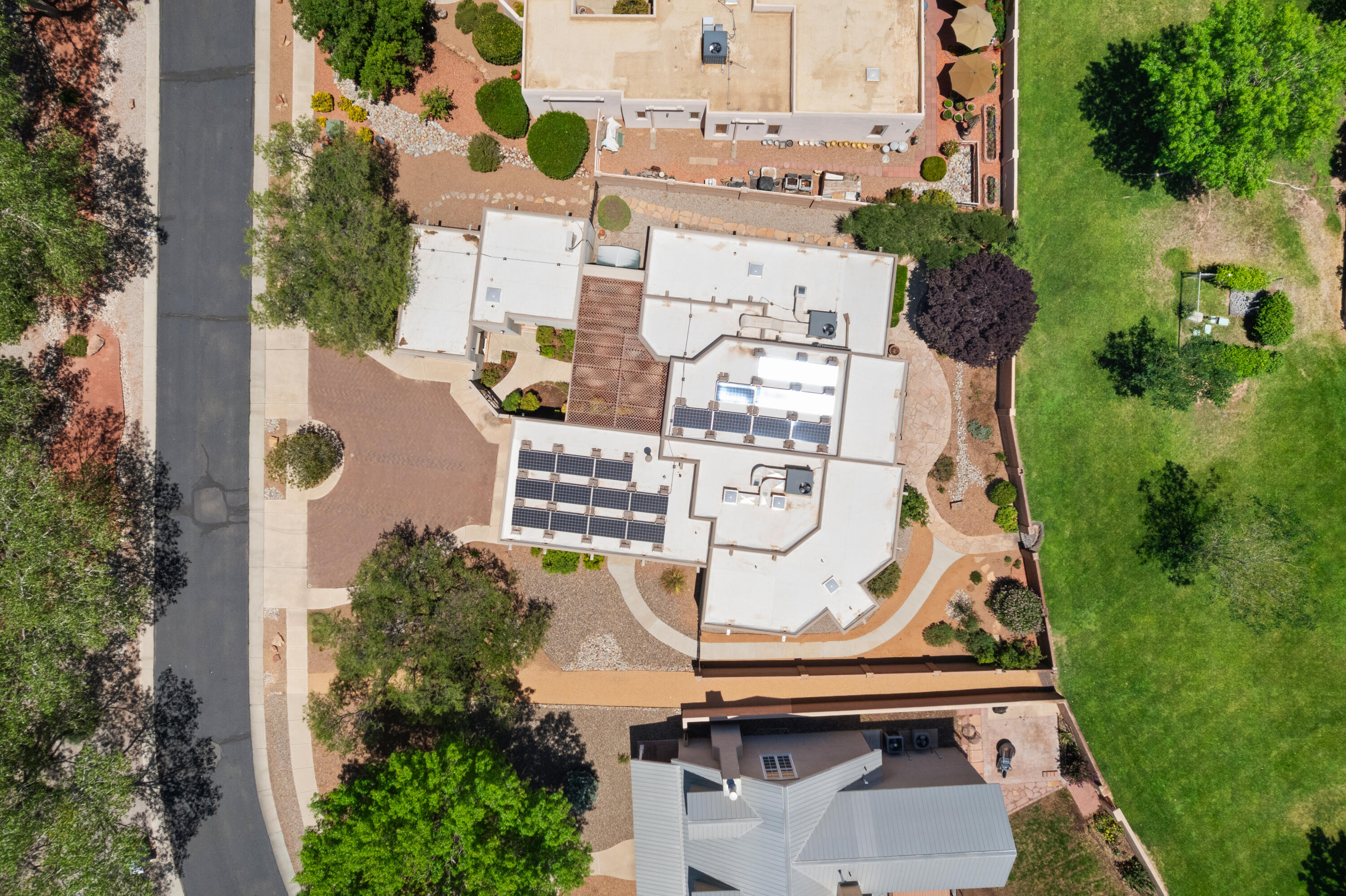 Photo 11 — 500 Laguna Seca Lane NW