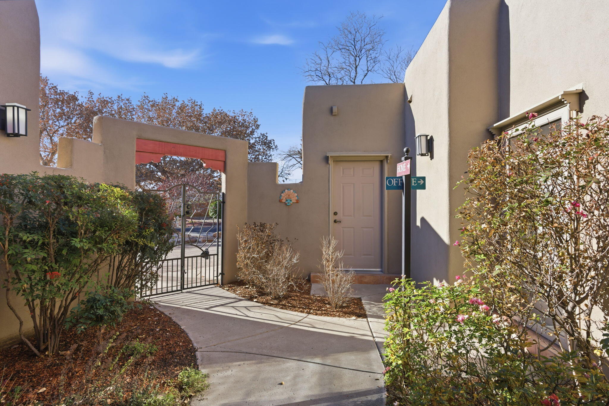 Photo 8 — 500 Laguna Seca Lane NW