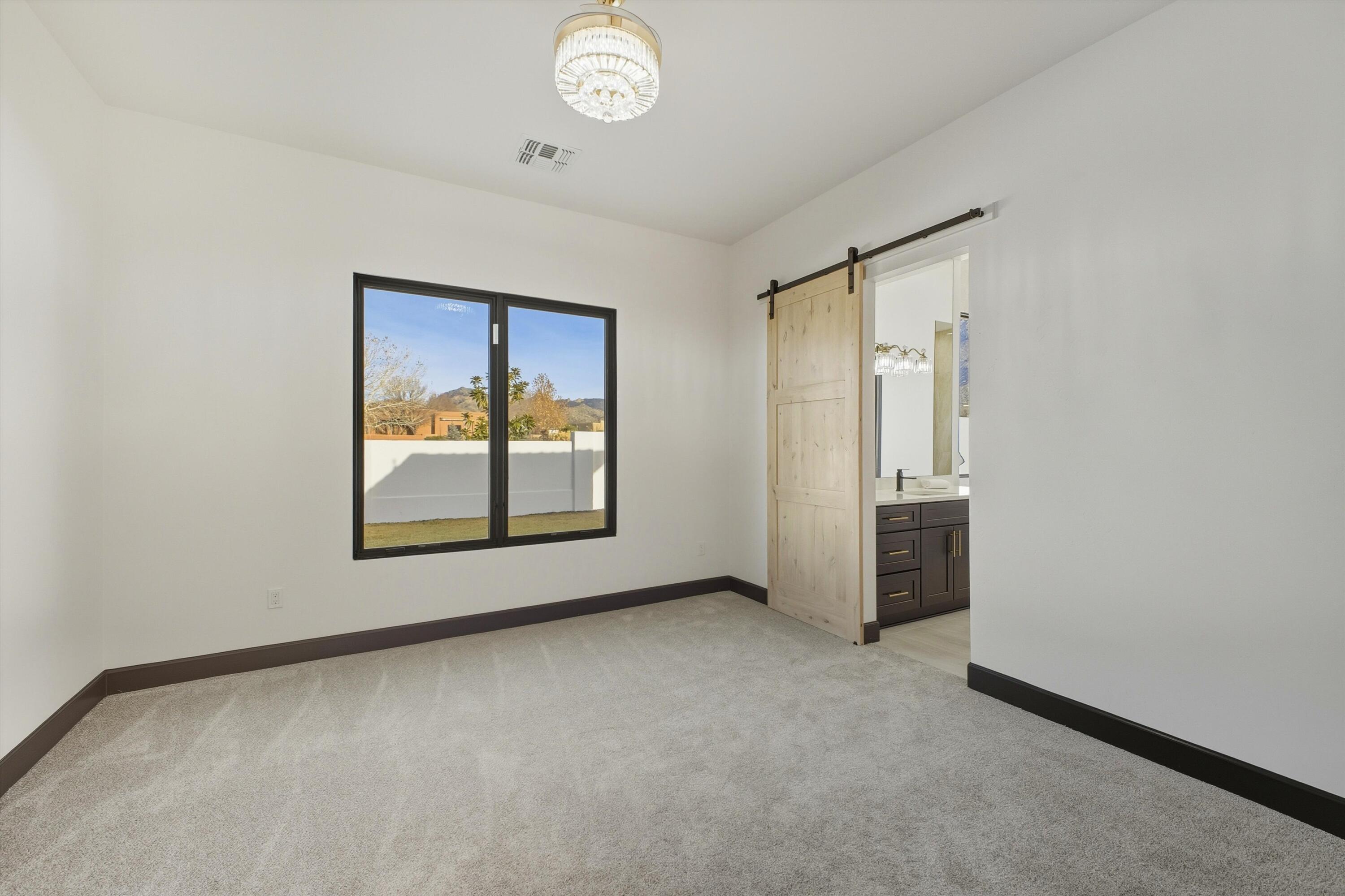 Photo 4 — 11704 Anaheim Avenue NE