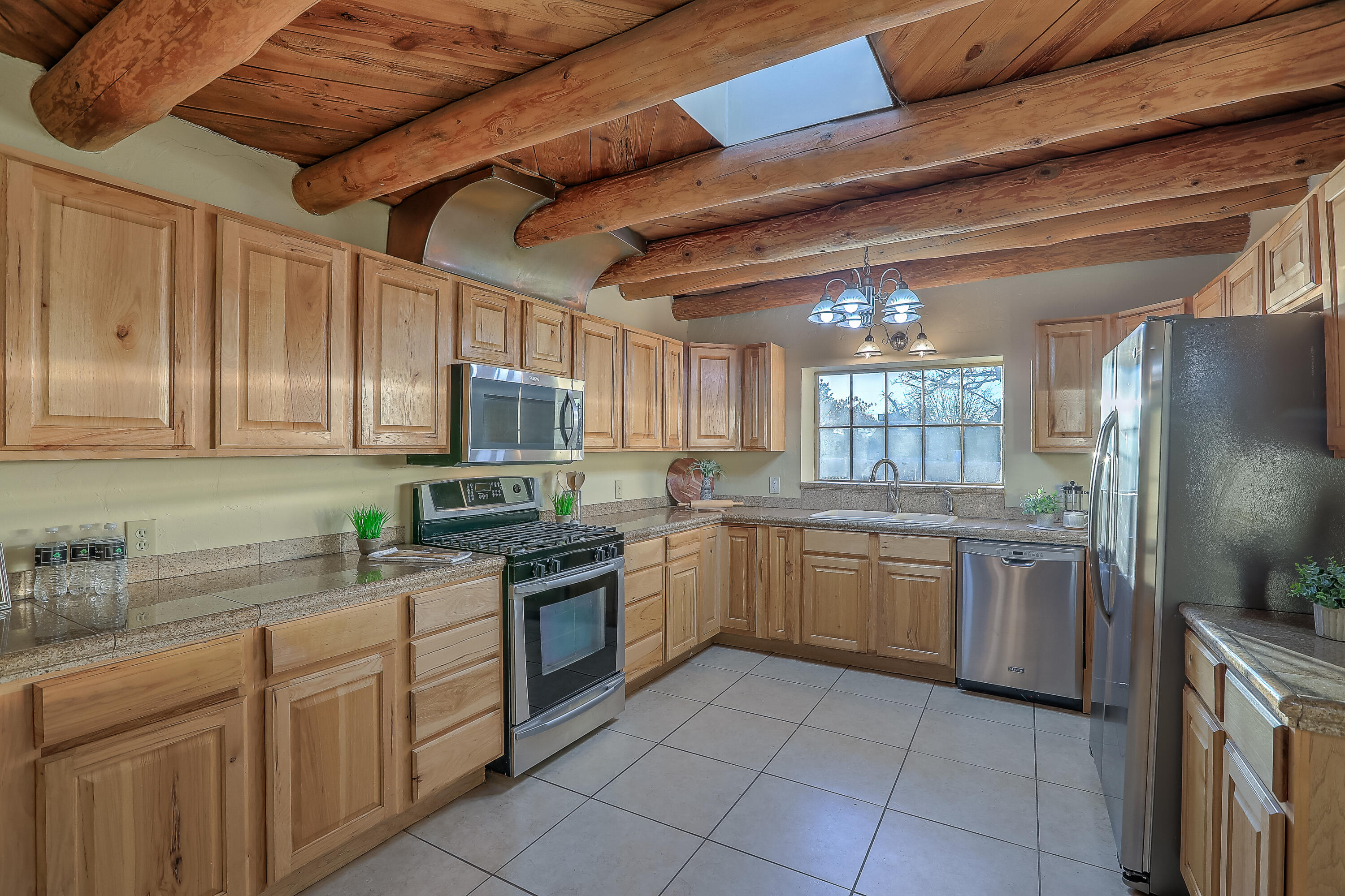 Photo 16 — 616 17th Street NW