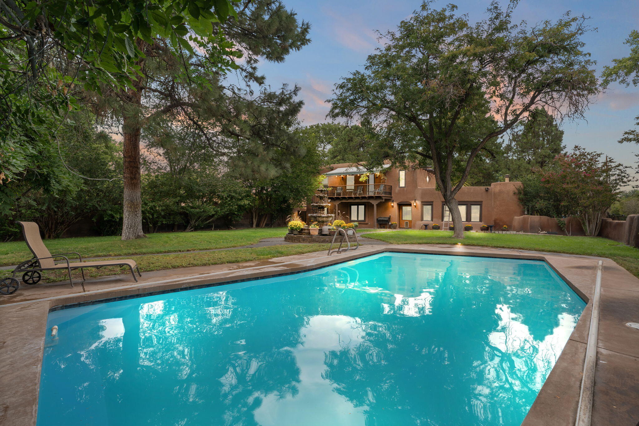 1504 N Lucyle Place NW, Albuquerque, NM 87114