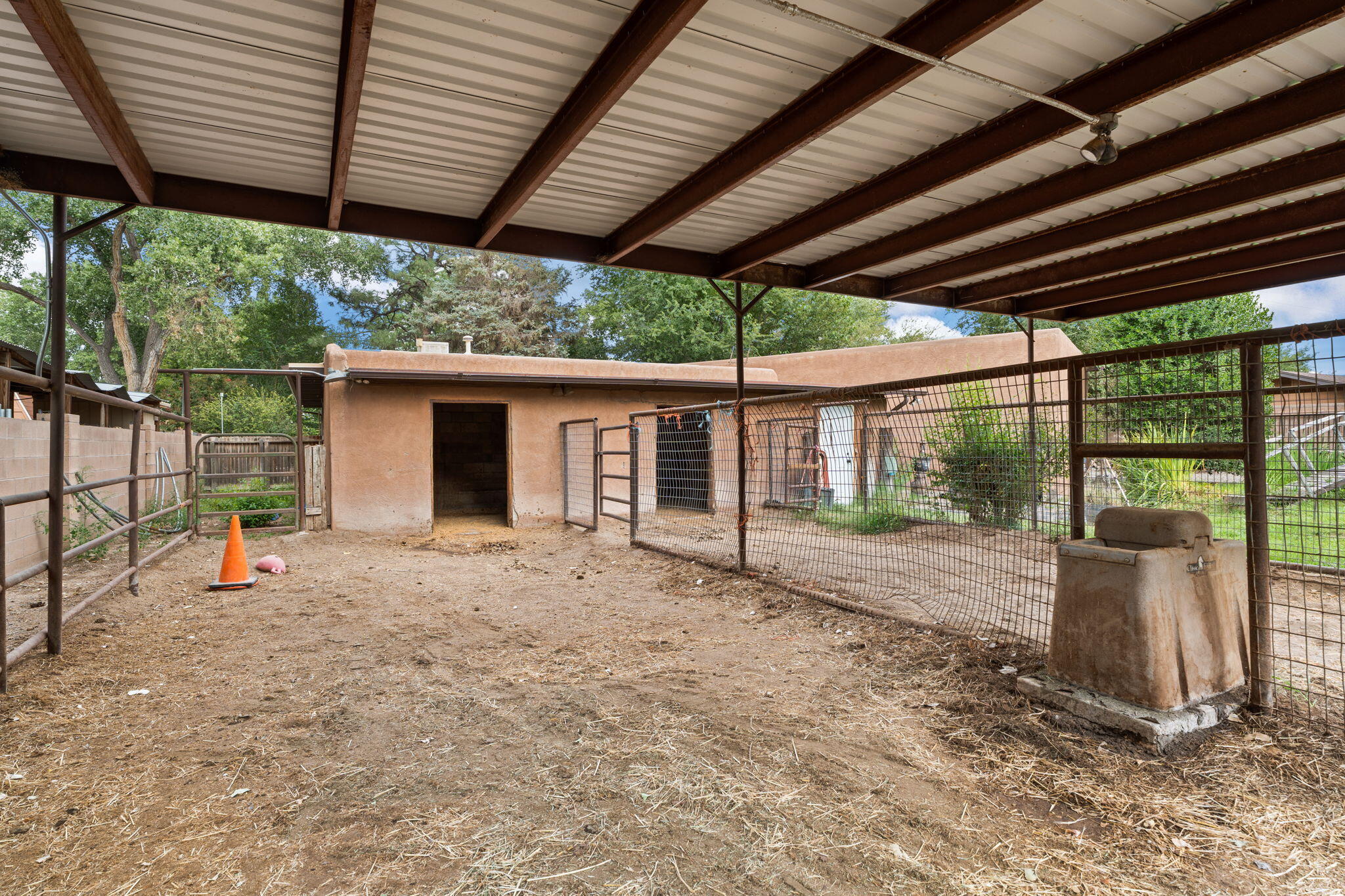 Photo 8 — 1504 N Lucyle Place NW