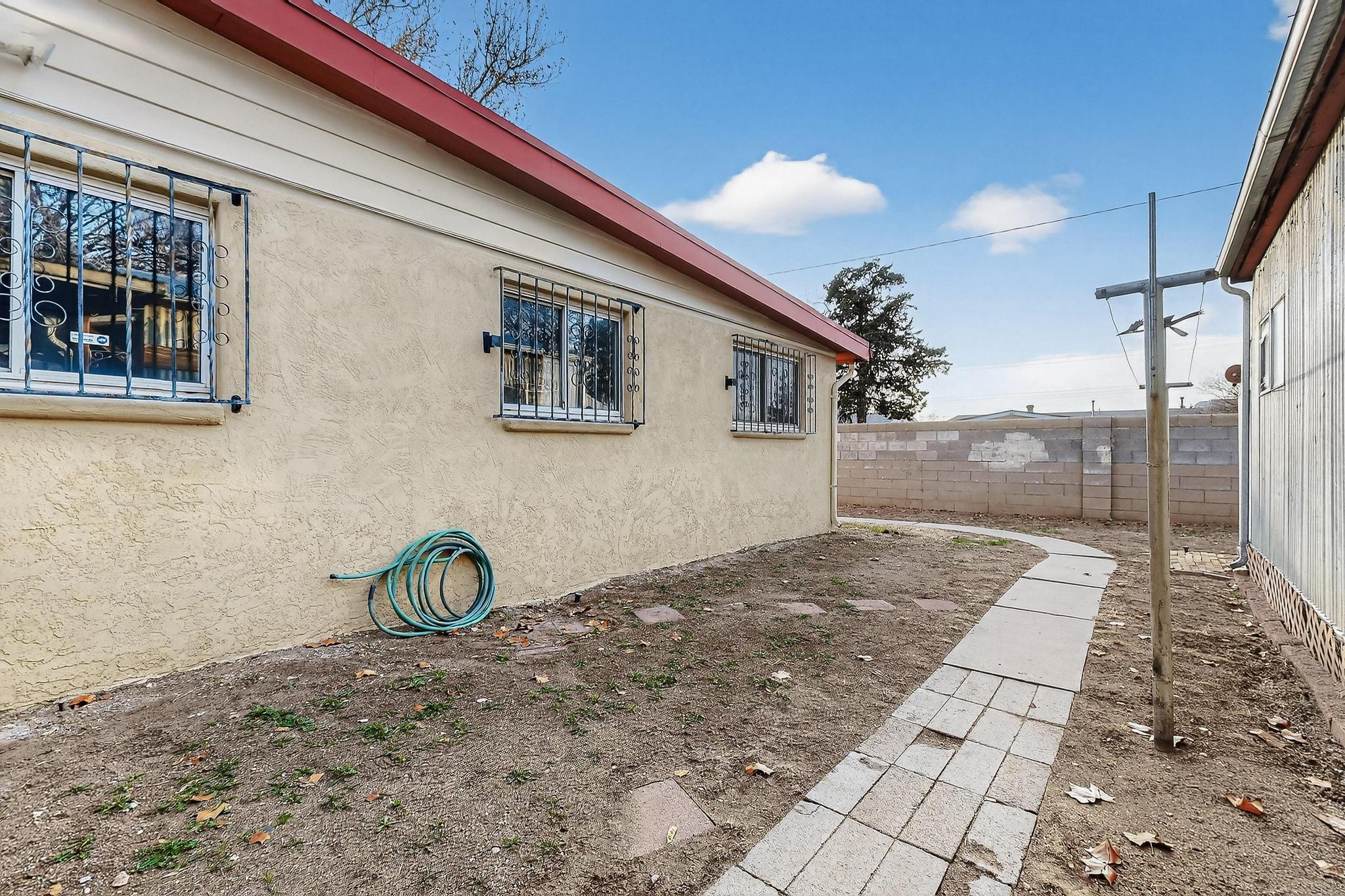 Photo 13 — 10401 Princess Jeanne Avenue NE