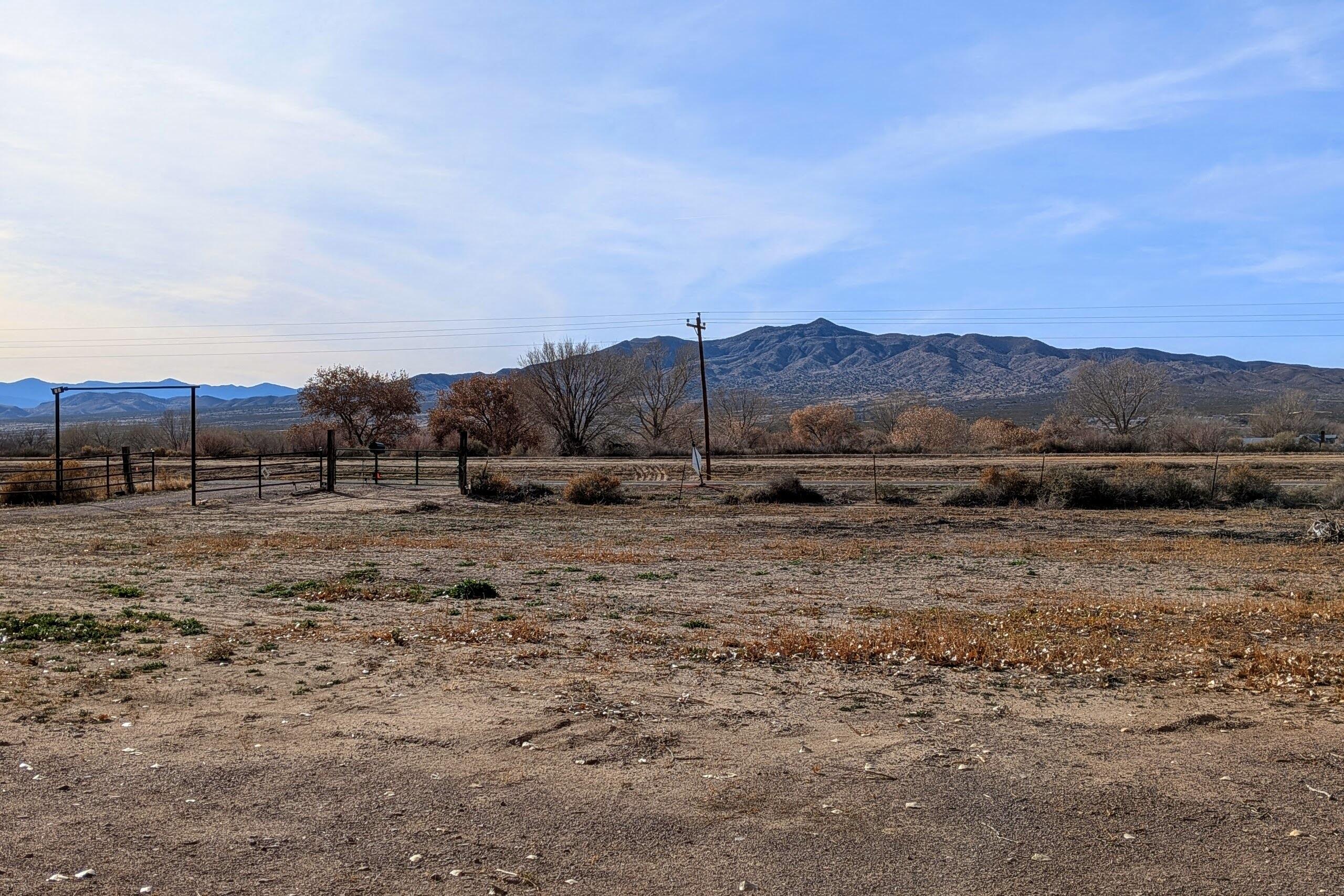 Photo 6 — 826 NM-408