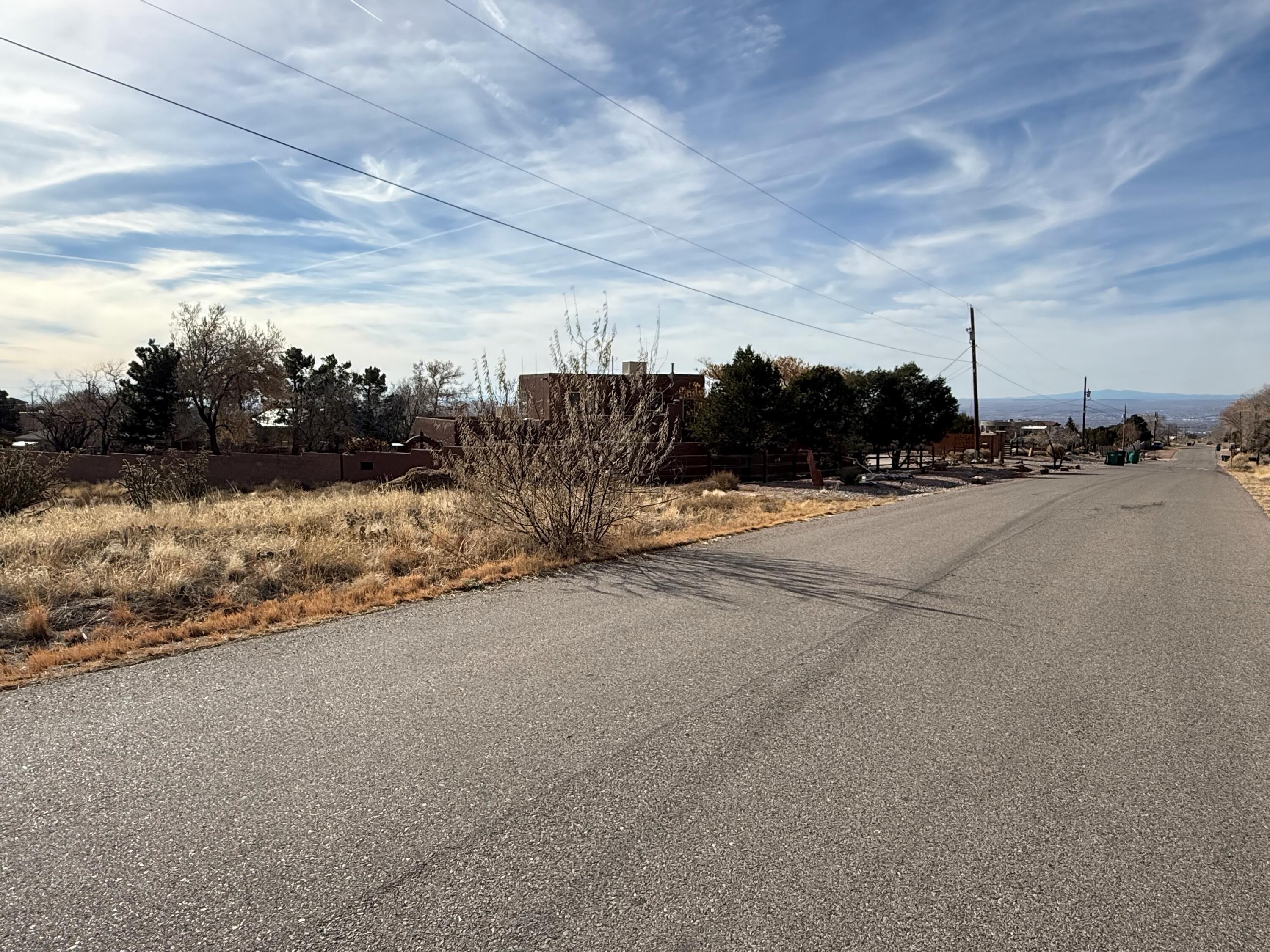 Photo 16 — 12520 Elena Drive NE