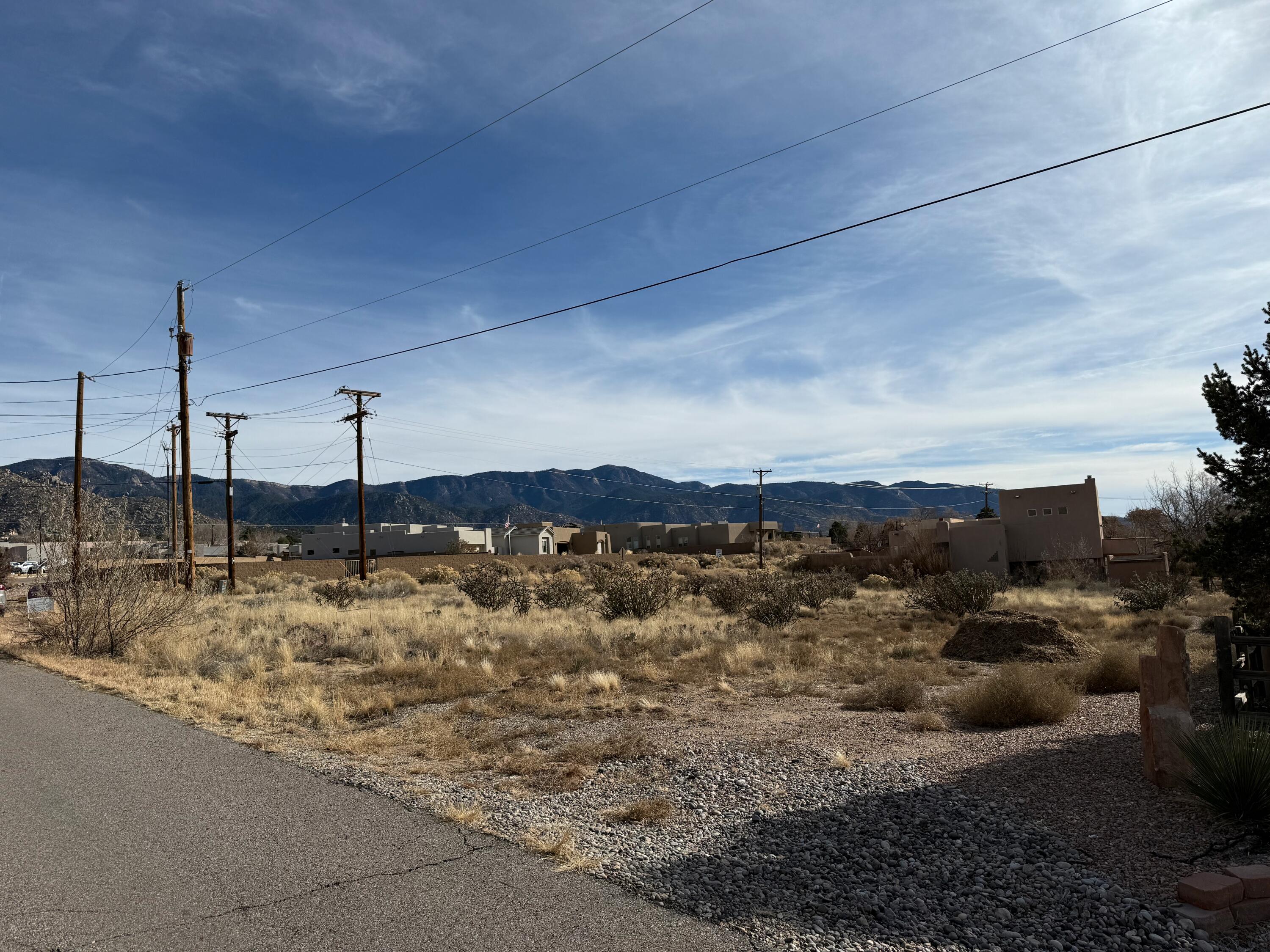 Photo 15 — 12520 Elena Drive NE