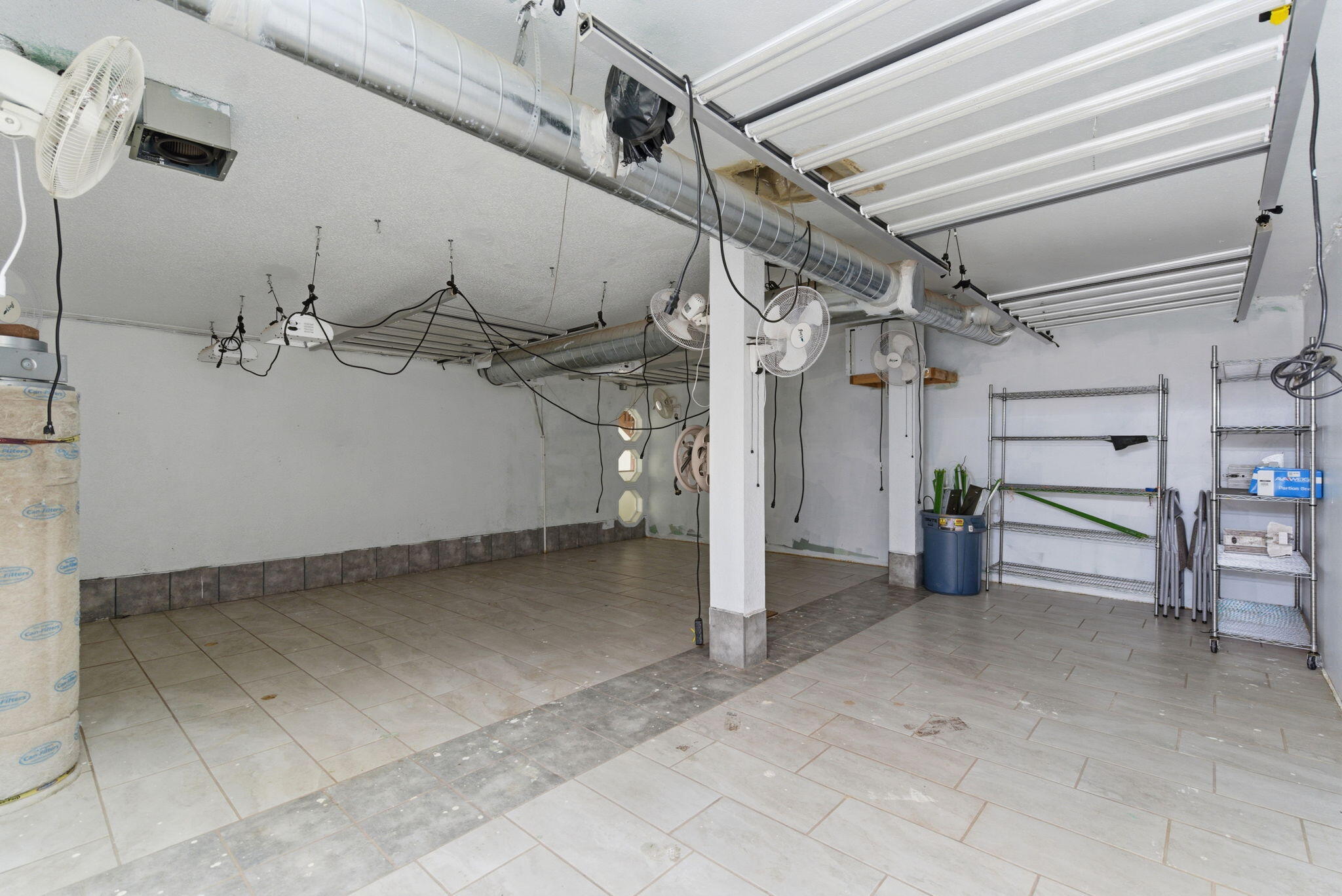 Photo 19 — 10803 Edith Boulevard NE
