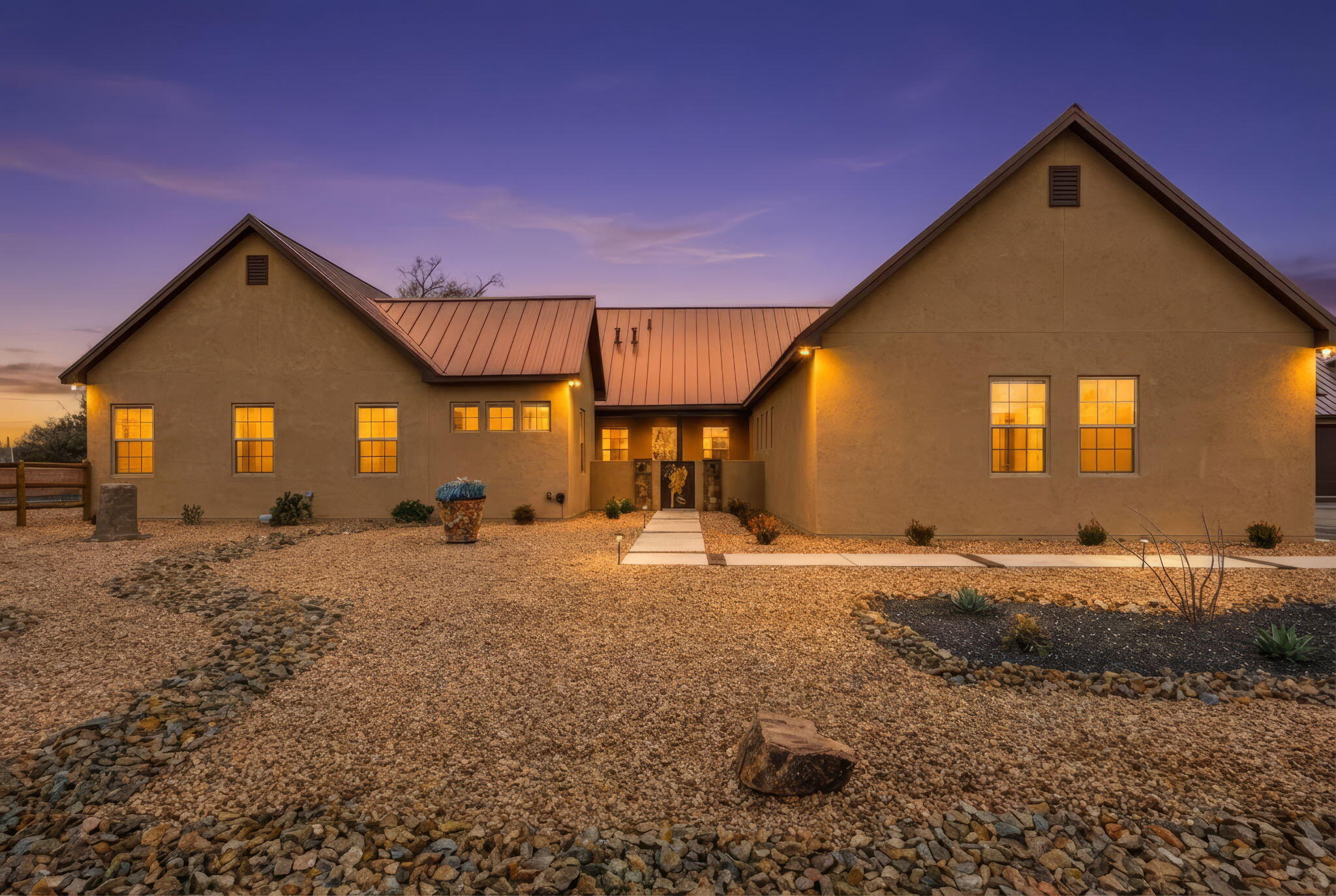 1 Crew Lane, Corrales, NM 87048