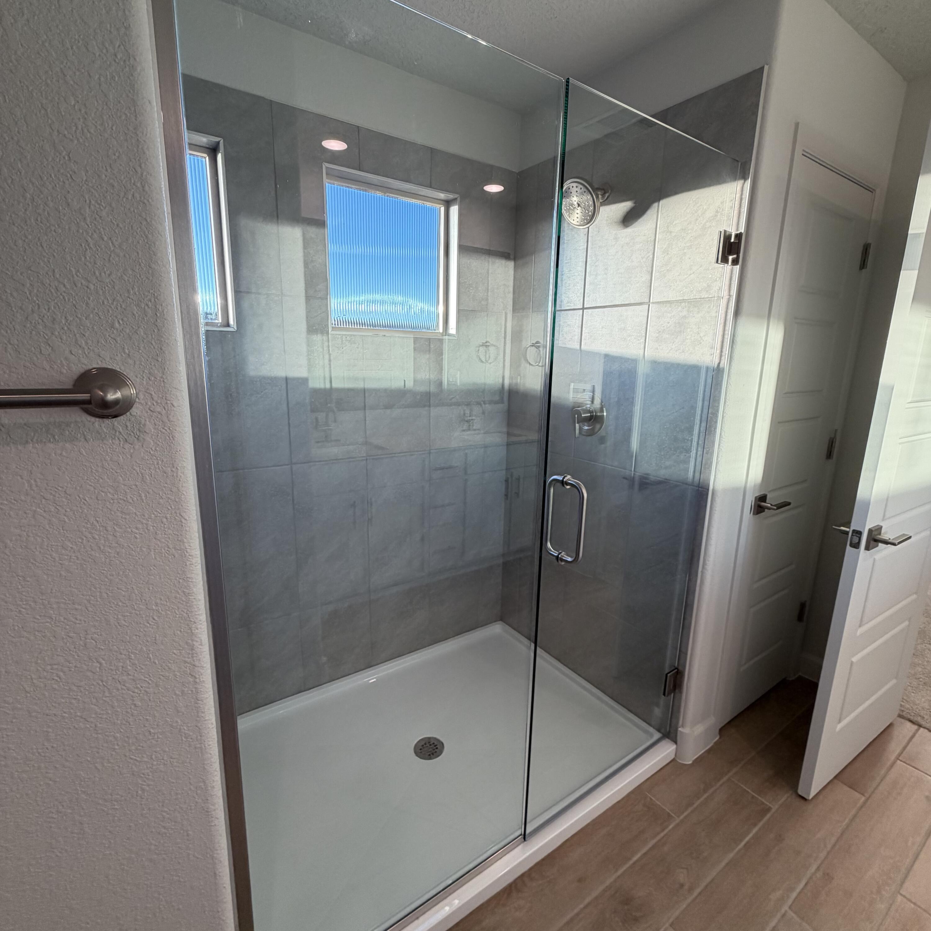 Photo 17 — 2431 Marble Avenue NE