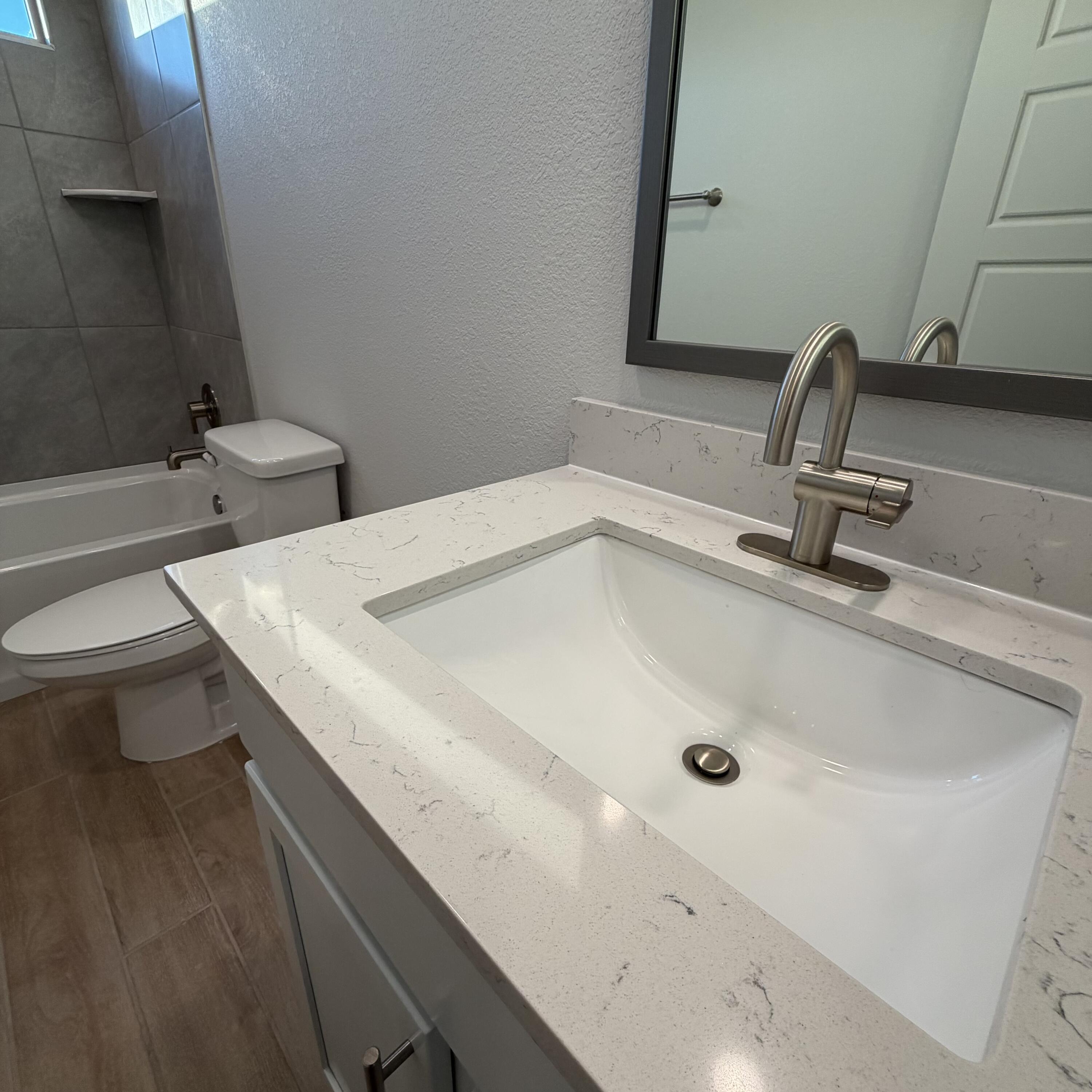 Photo 14 — 2431 Marble Avenue NE