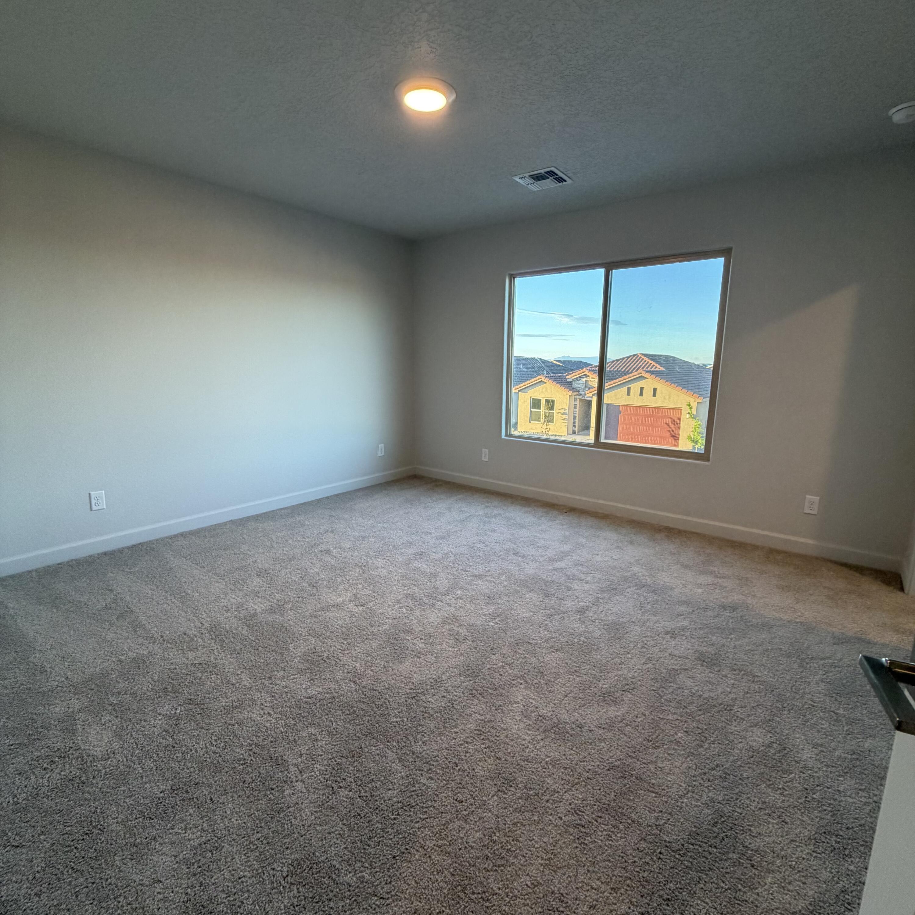 Photo 13 — 2431 Marble Avenue NE