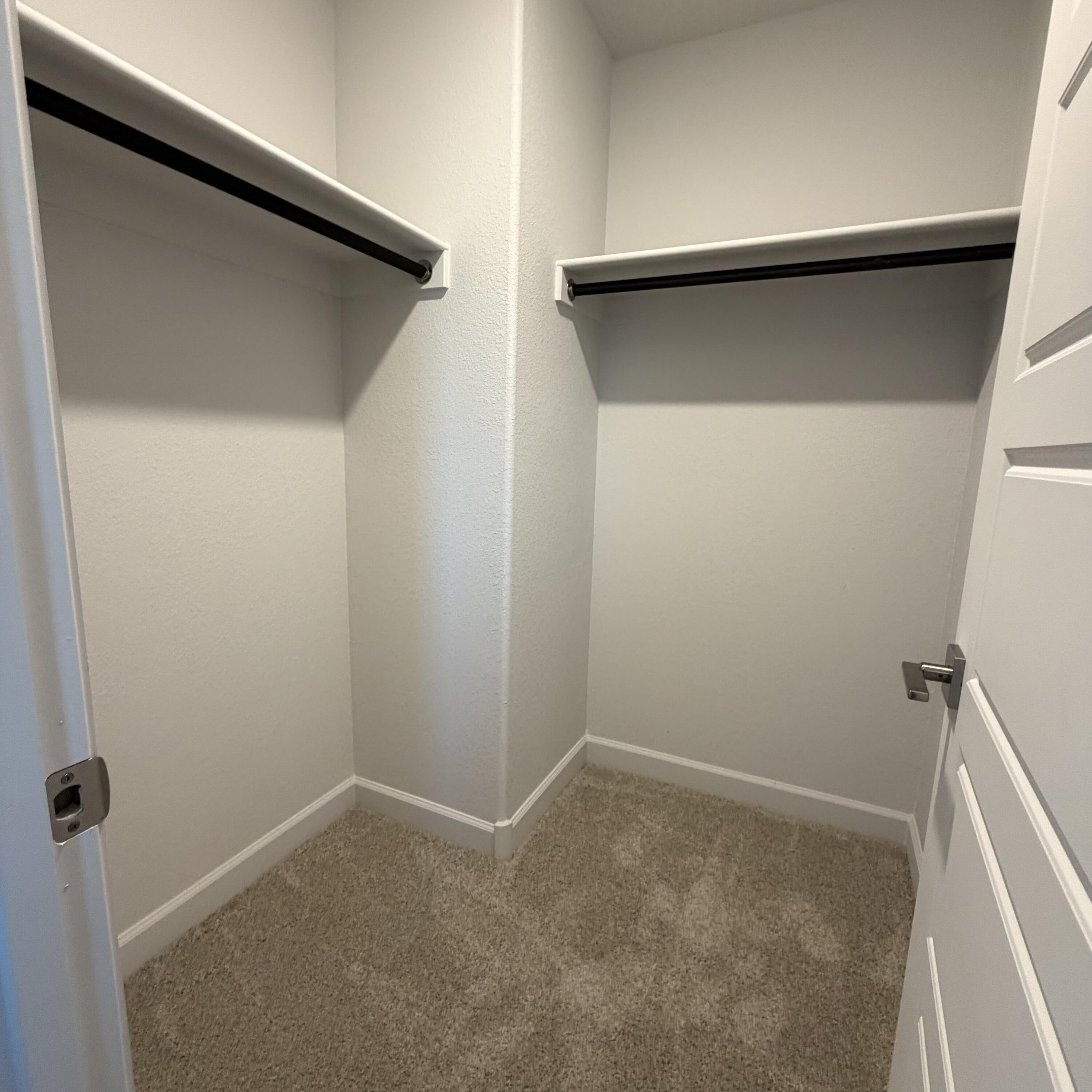 Photo 8 — 2431 Marble Avenue NE