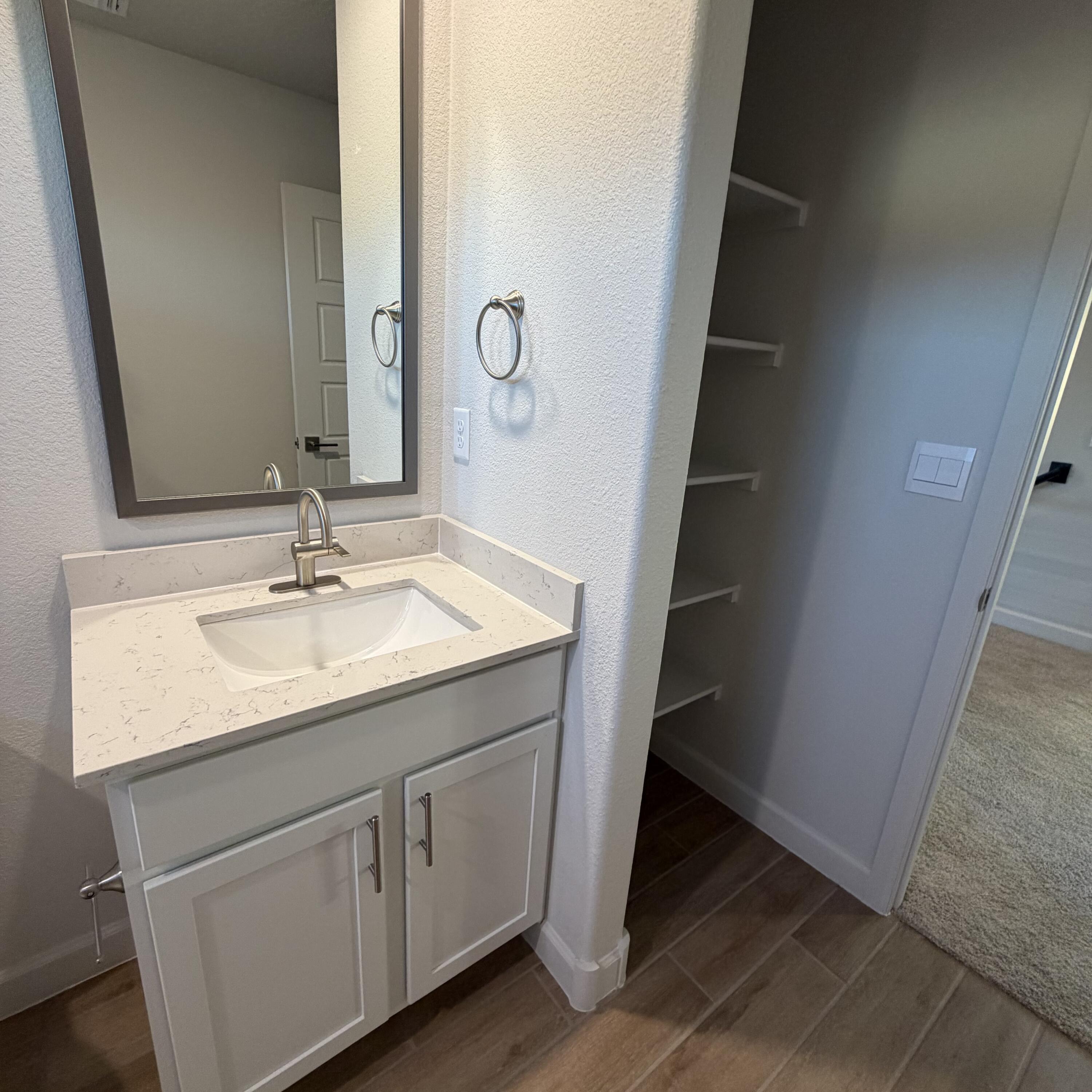 Photo 5 — 2431 Marble Avenue NE