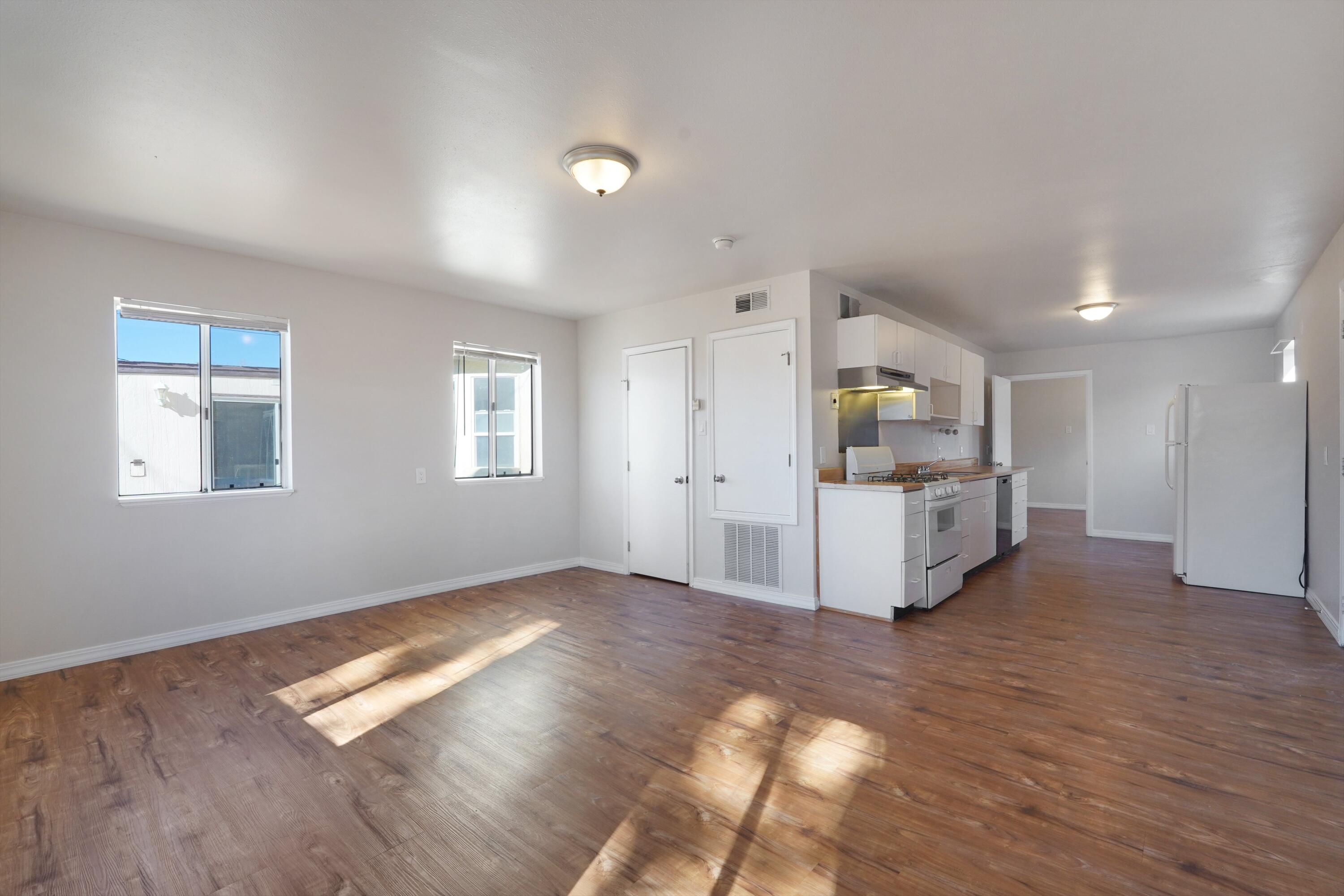 Photo 13 — 4032 Comanche Road NE