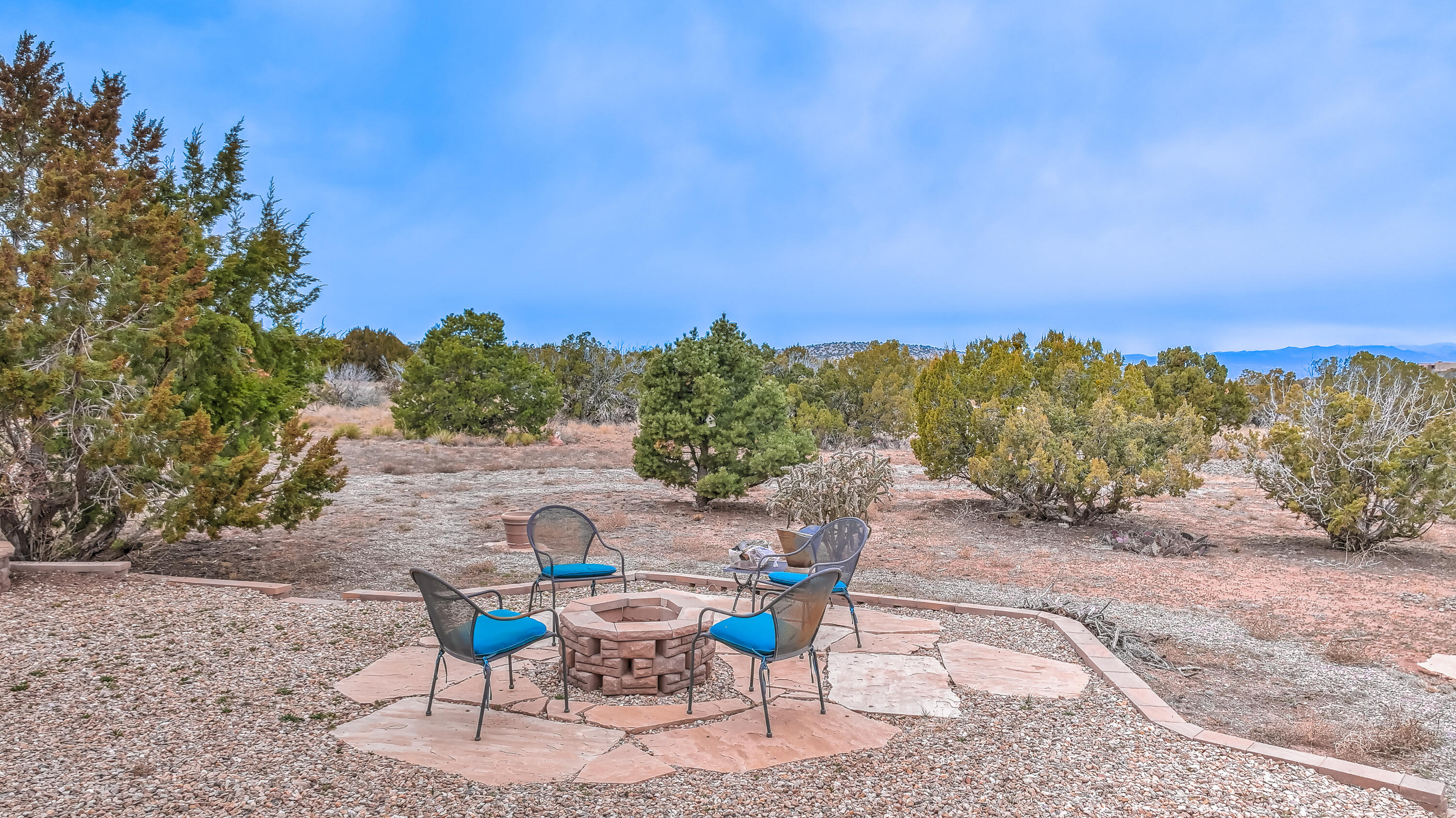 Photo 6 — 255 Diamond Tail Road
