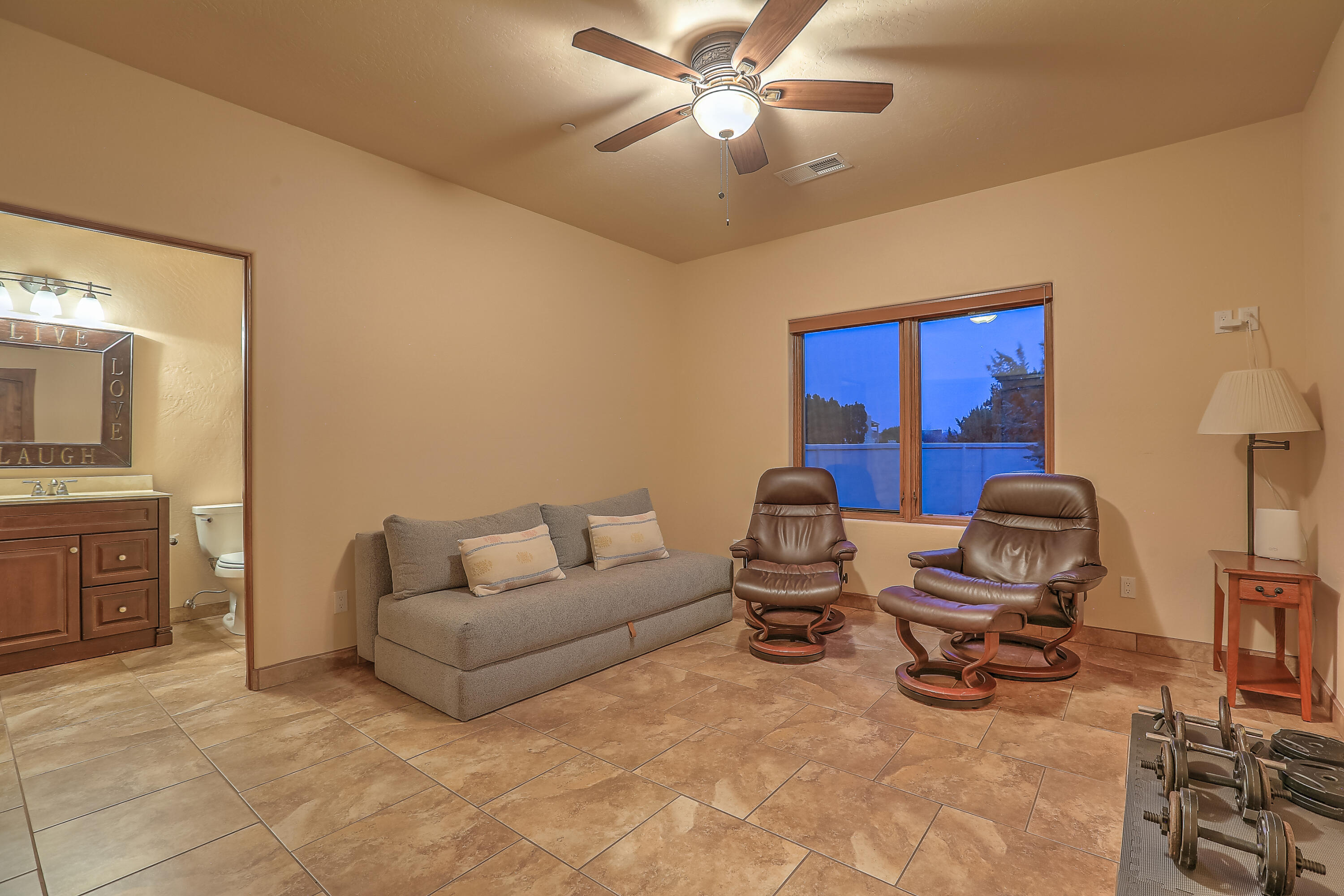 Photo 12 — 255 Diamond Tail Road