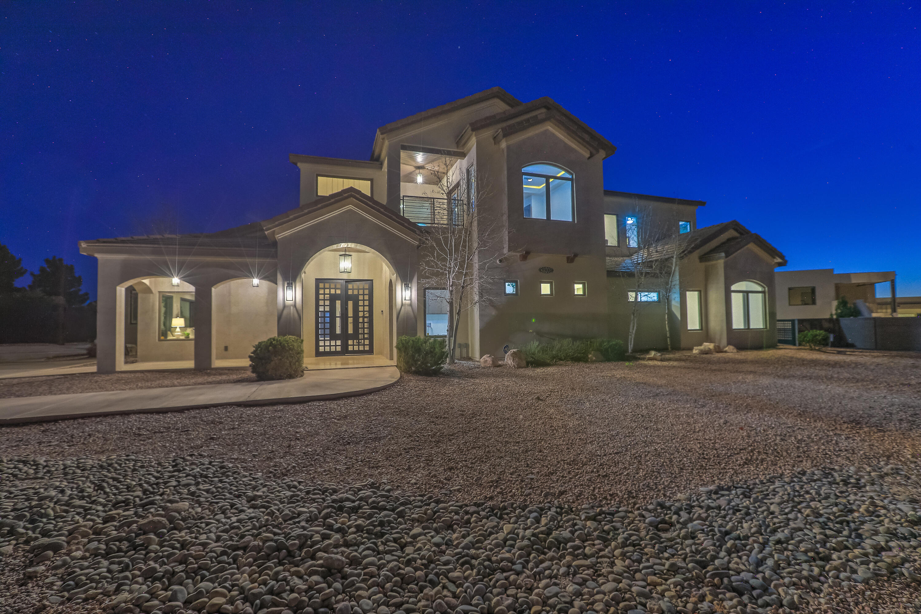 Photo 15 — 9900 Eagle Rock Avenue NE
