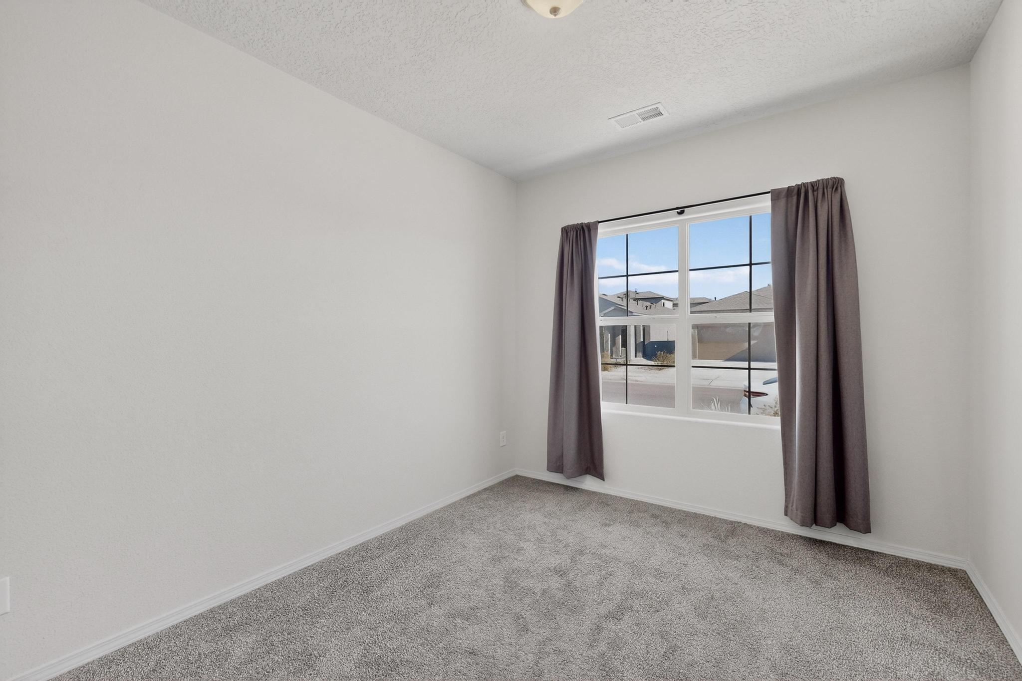 Photo 15 — 9205 Sidreaux Loop NW