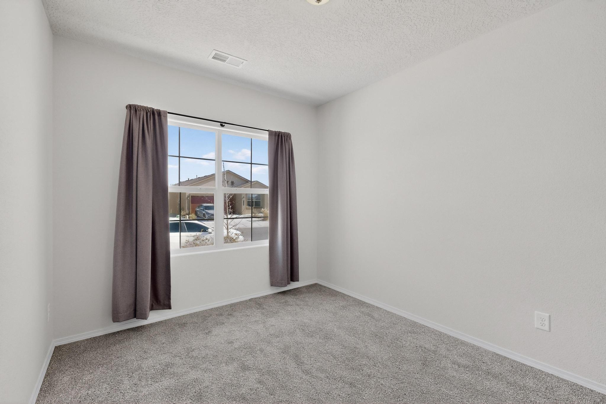Photo 14 — 9205 Sidreaux Loop NW