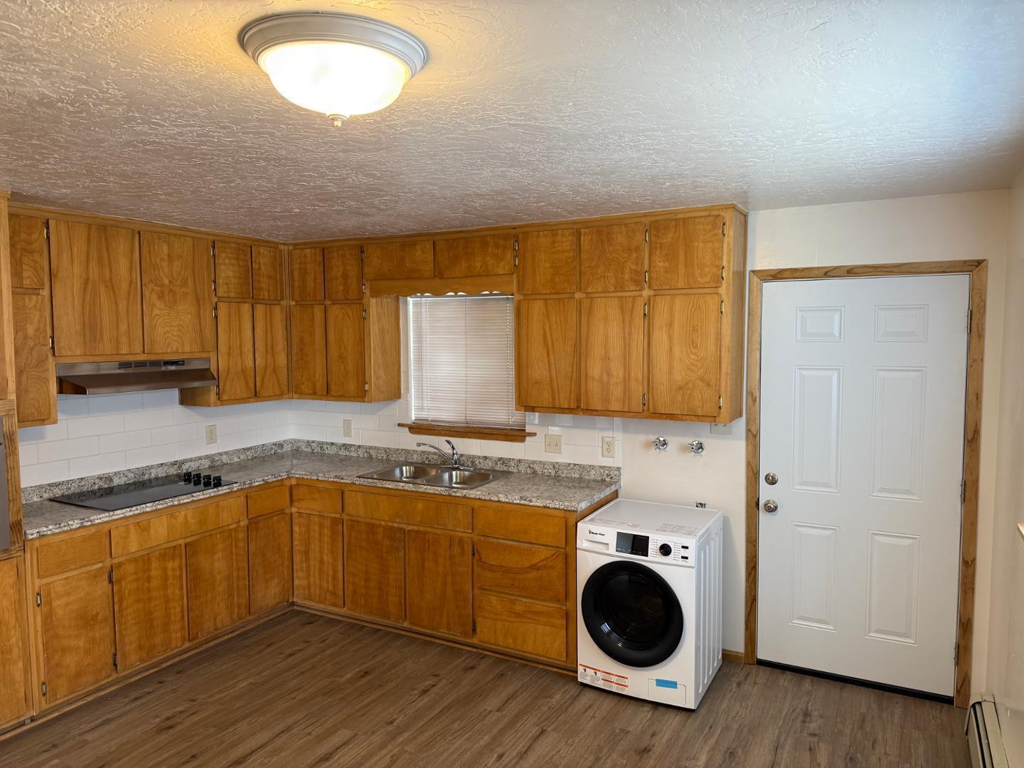Photo 11 — 3717 Alamogordo Drive NW 7
